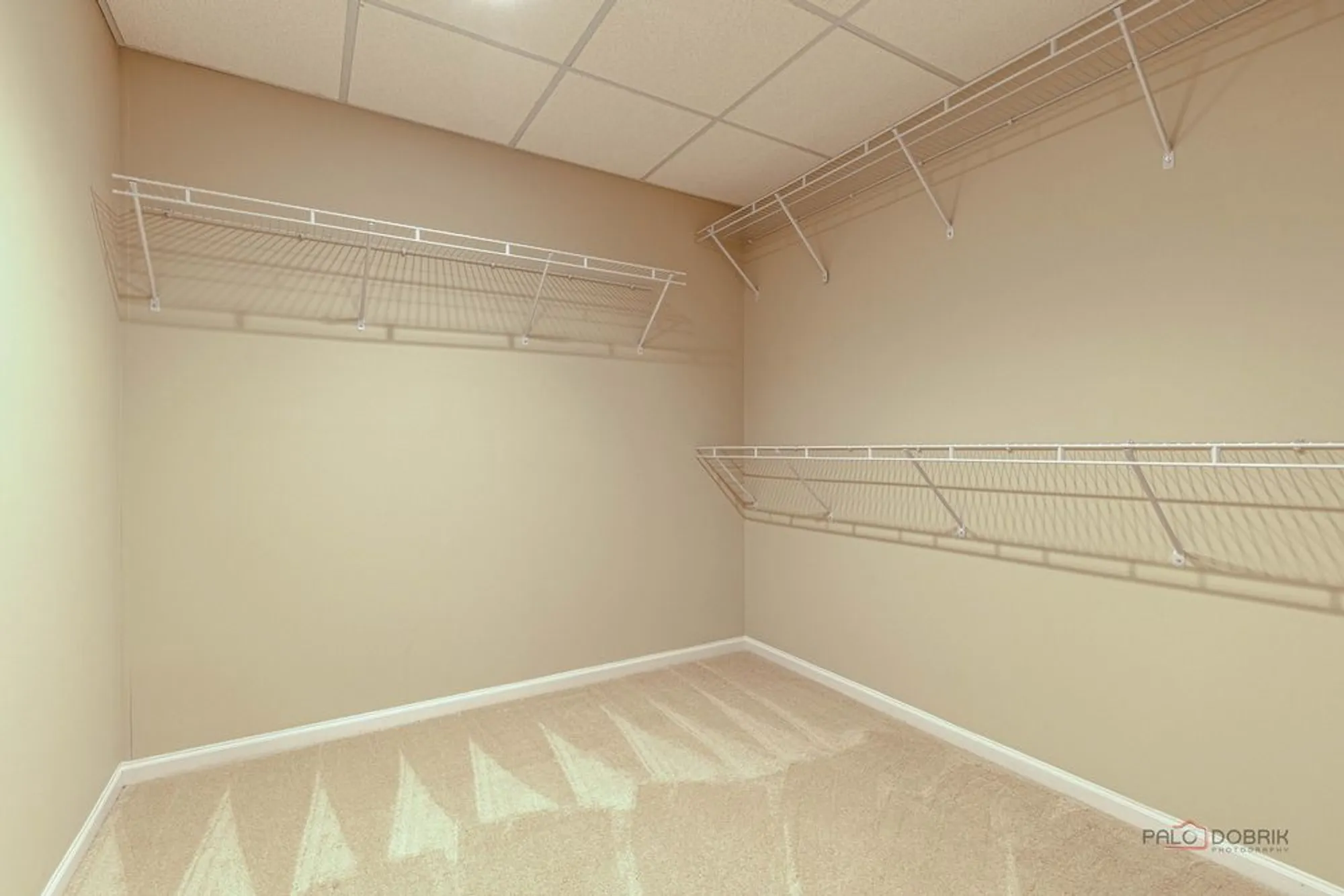 Property Slideshow image 30 of 39 | 3768 canton cir, Mundelein, IL, 60060