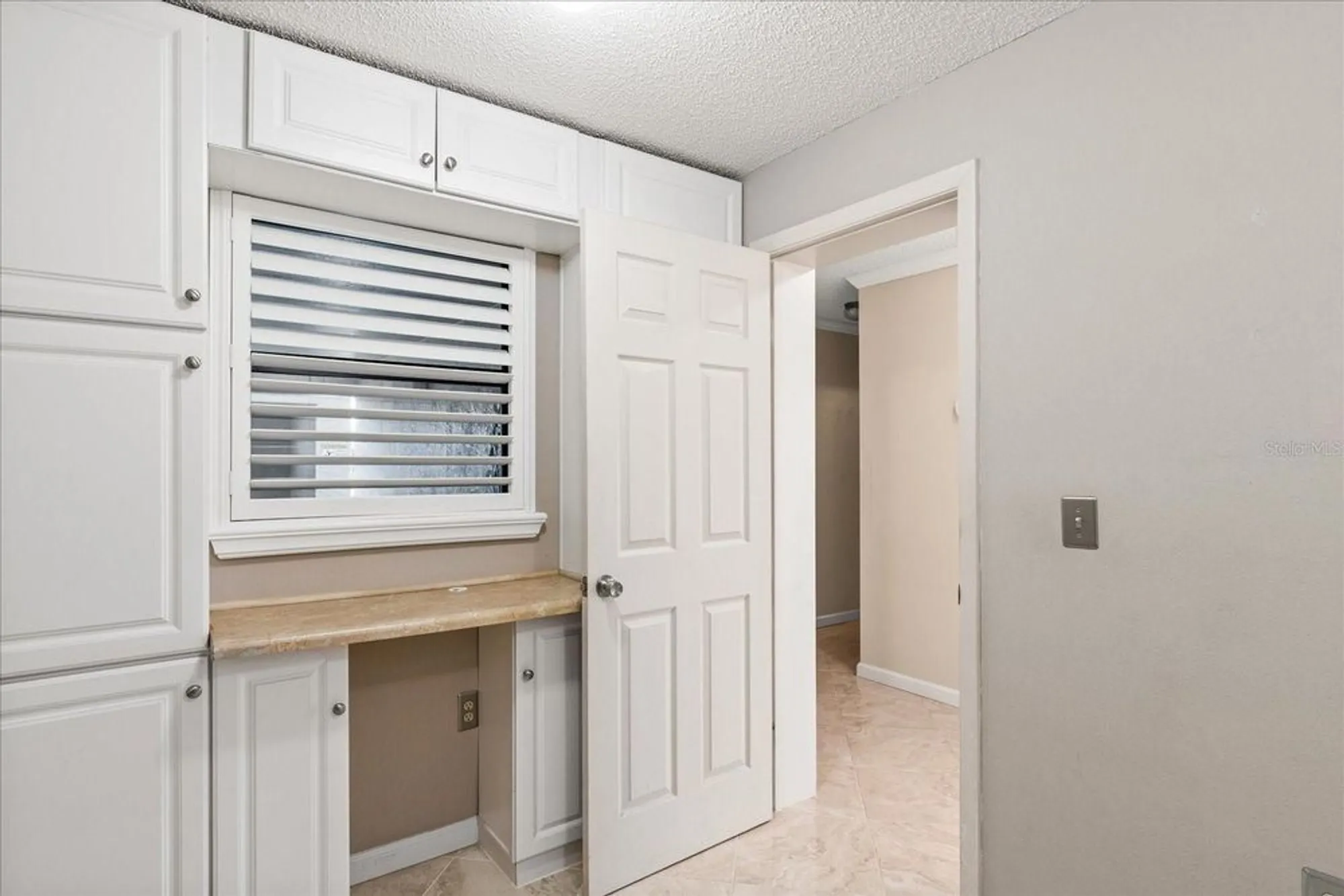 Property Slideshow image 16 of 52 | 8199 terrace garden dr n unit 402, St Petersburg, FL, 33709