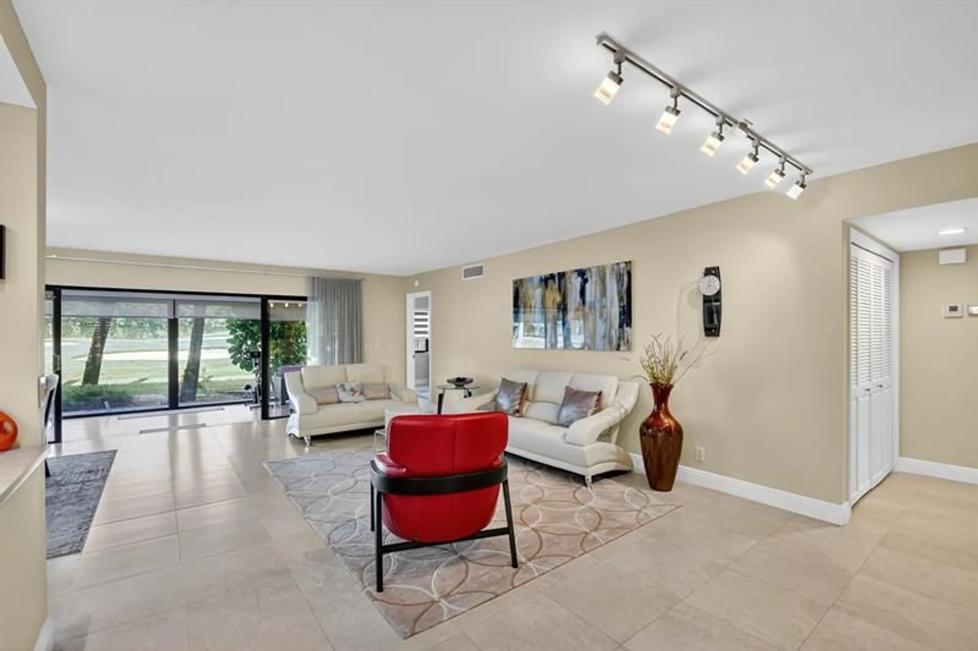 Property Slideshow image 18 of 100 | 6448 aspen glen cir -, Boynton Beach, FL, 33437
