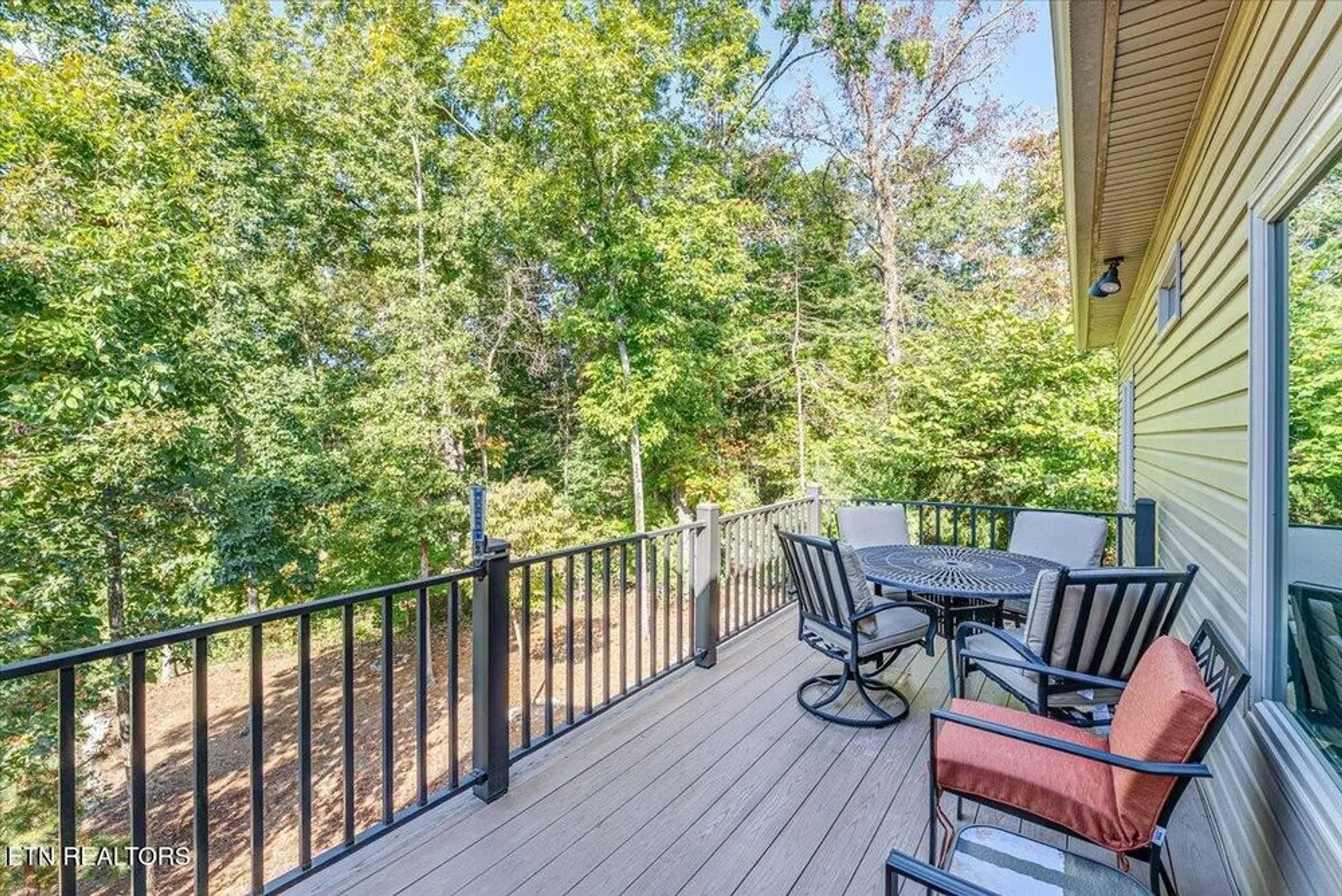 Property Slideshow image 6 of 54 | 400 tanasi way, Loudon, TN, 37774