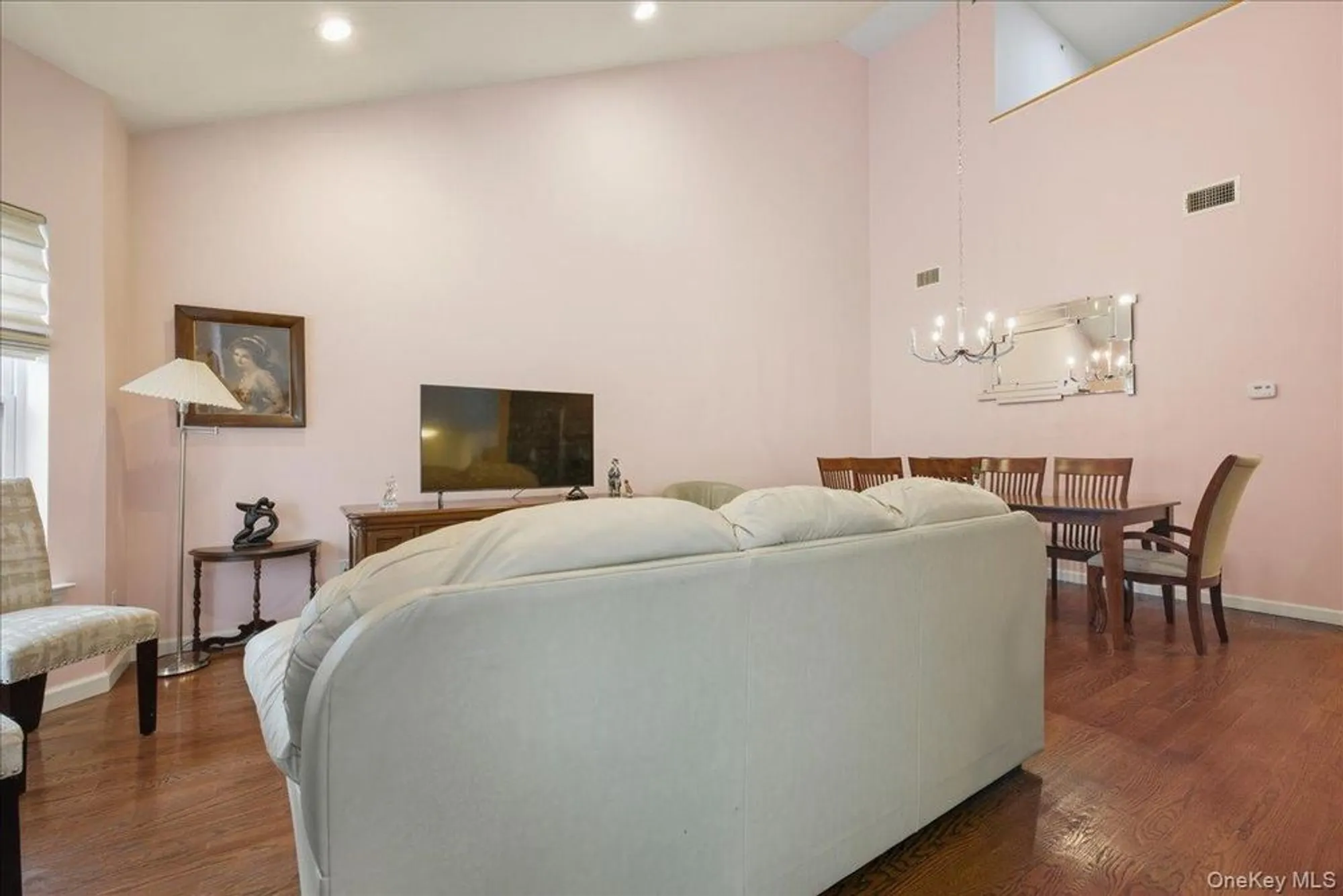 Property Slideshow image 10 of 36 | 133 spring dr # 133, East Meadow, NY, 11554