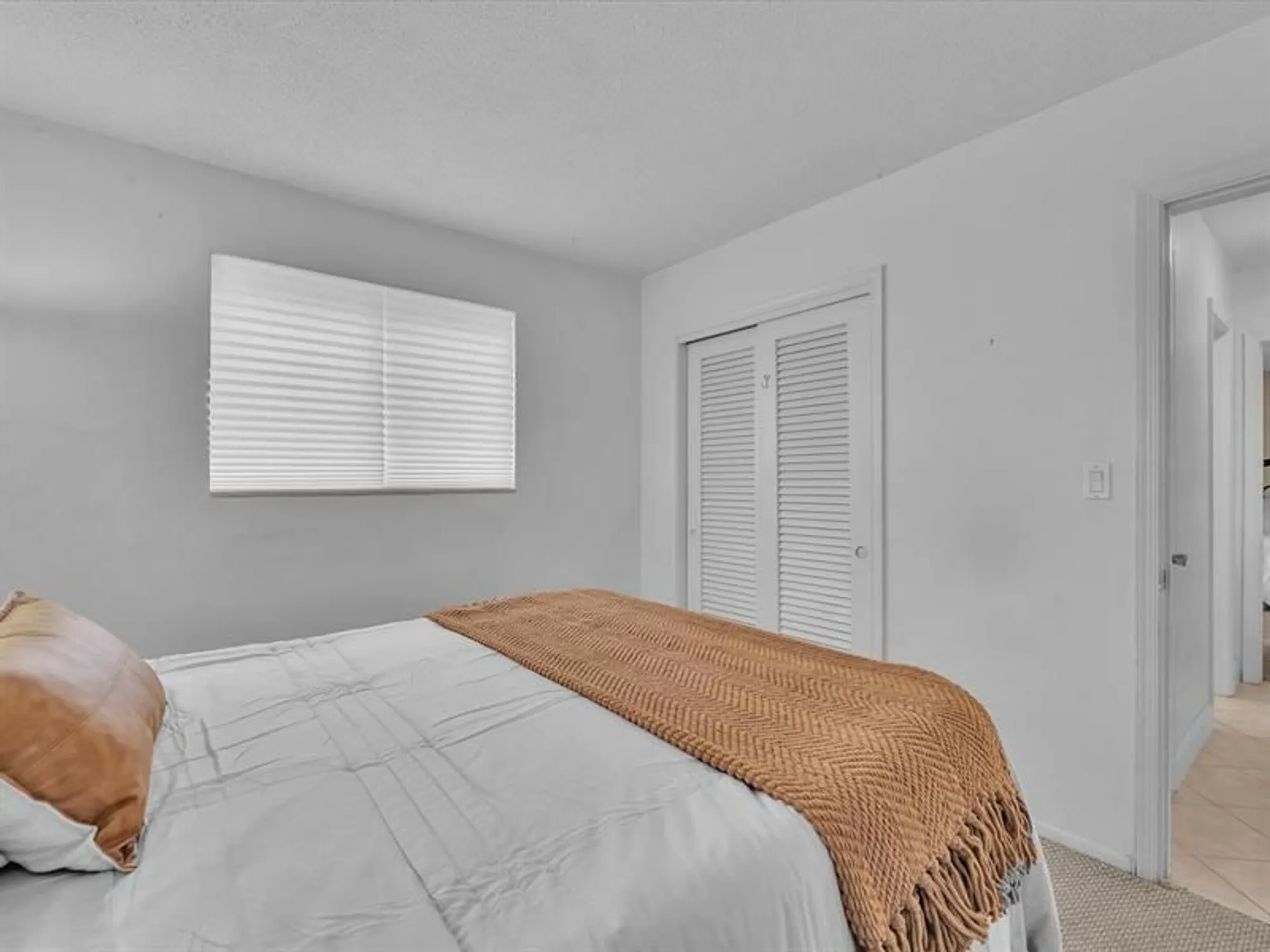 Property Slideshow image 19 of 25 | 4623 nw 46th st, Tamarac, FL, 33319