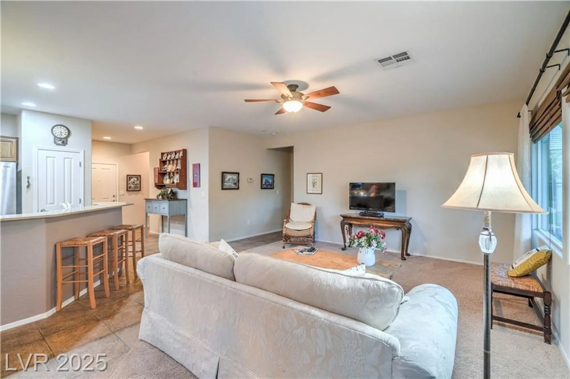 Property Slideshow image 8 of 62 | 2467 moonlight valley ave, Henderson, NV, 89044