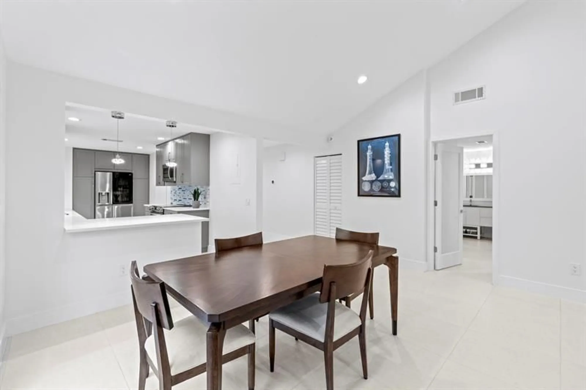 Property Slideshow image 34 of 48 | 8020 eastlake dr # 11a, Boca Raton, FL, 33433