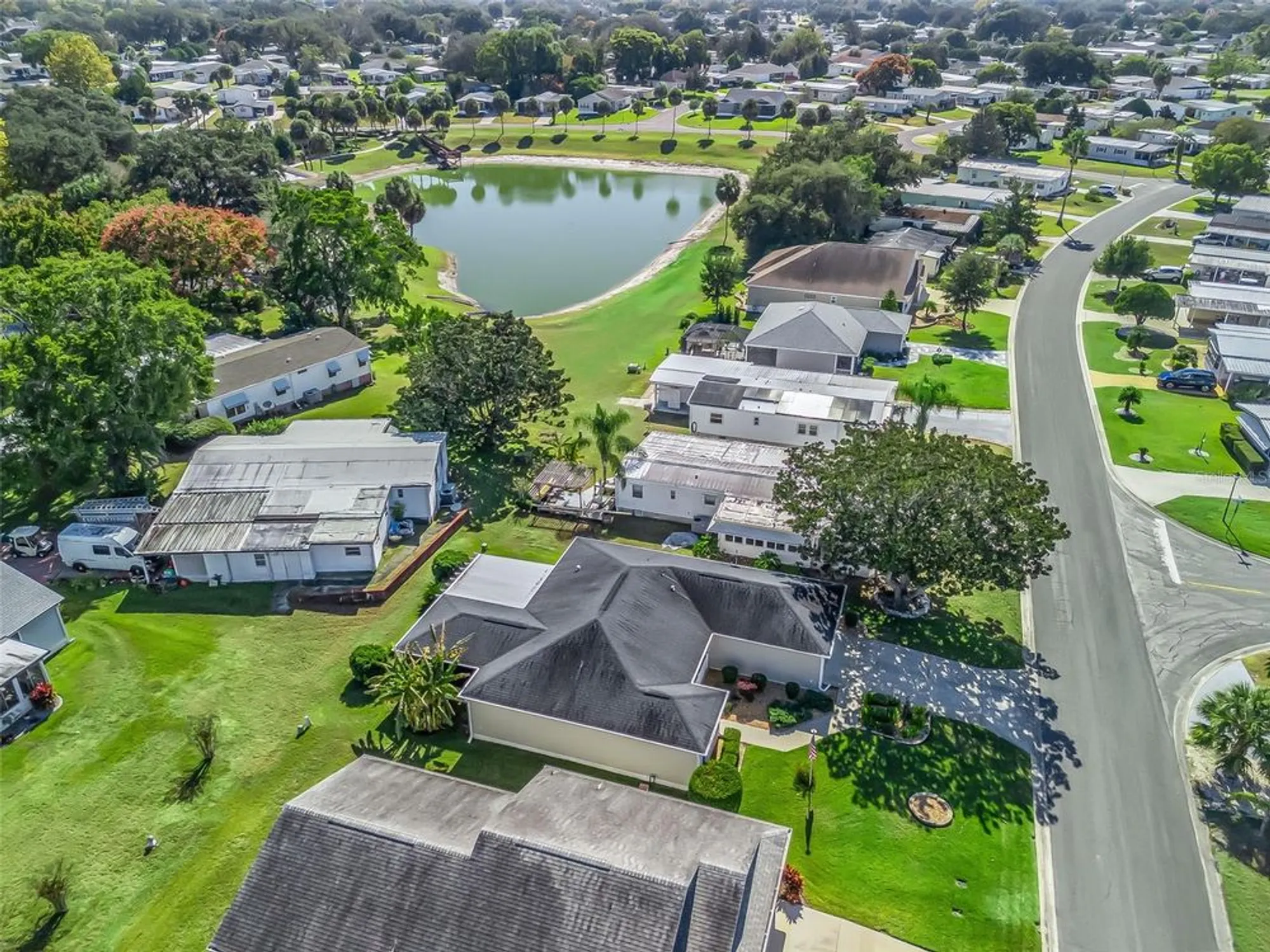 Property Slideshow image 35 of 37 | 828 silver oak ave, Lady Lake, FL, 32159