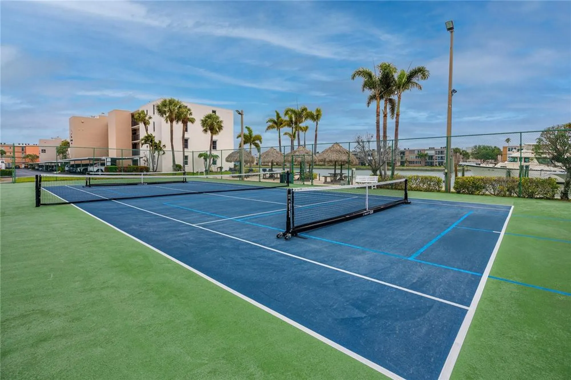 Property Slideshow image 39 of 59 | 7645 sun island dr 304, South Pasadena, FL, 33707