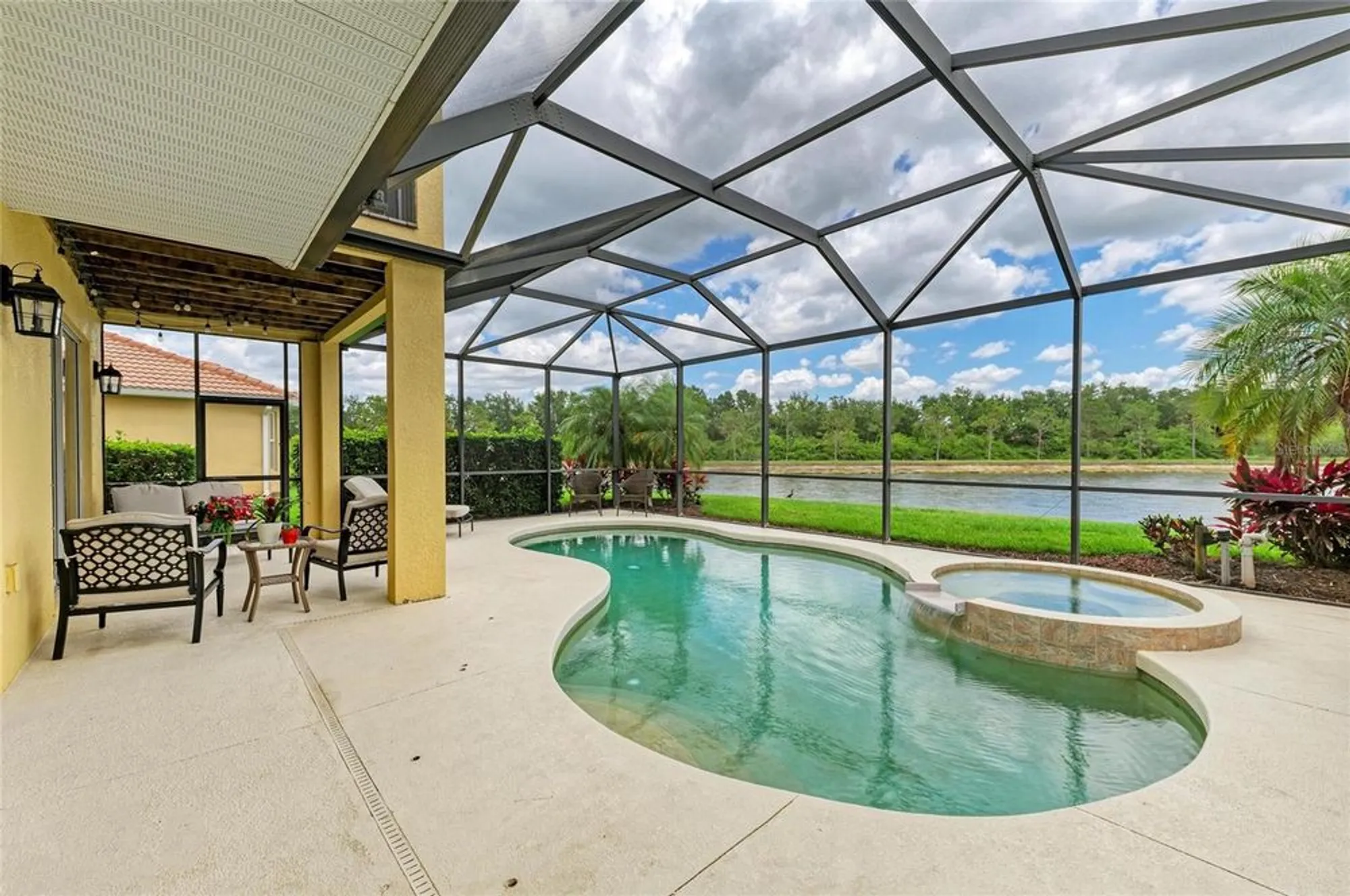 Property Slideshow image 7 of 89 | 235 river enclave ct, Bradenton, FL, 34212