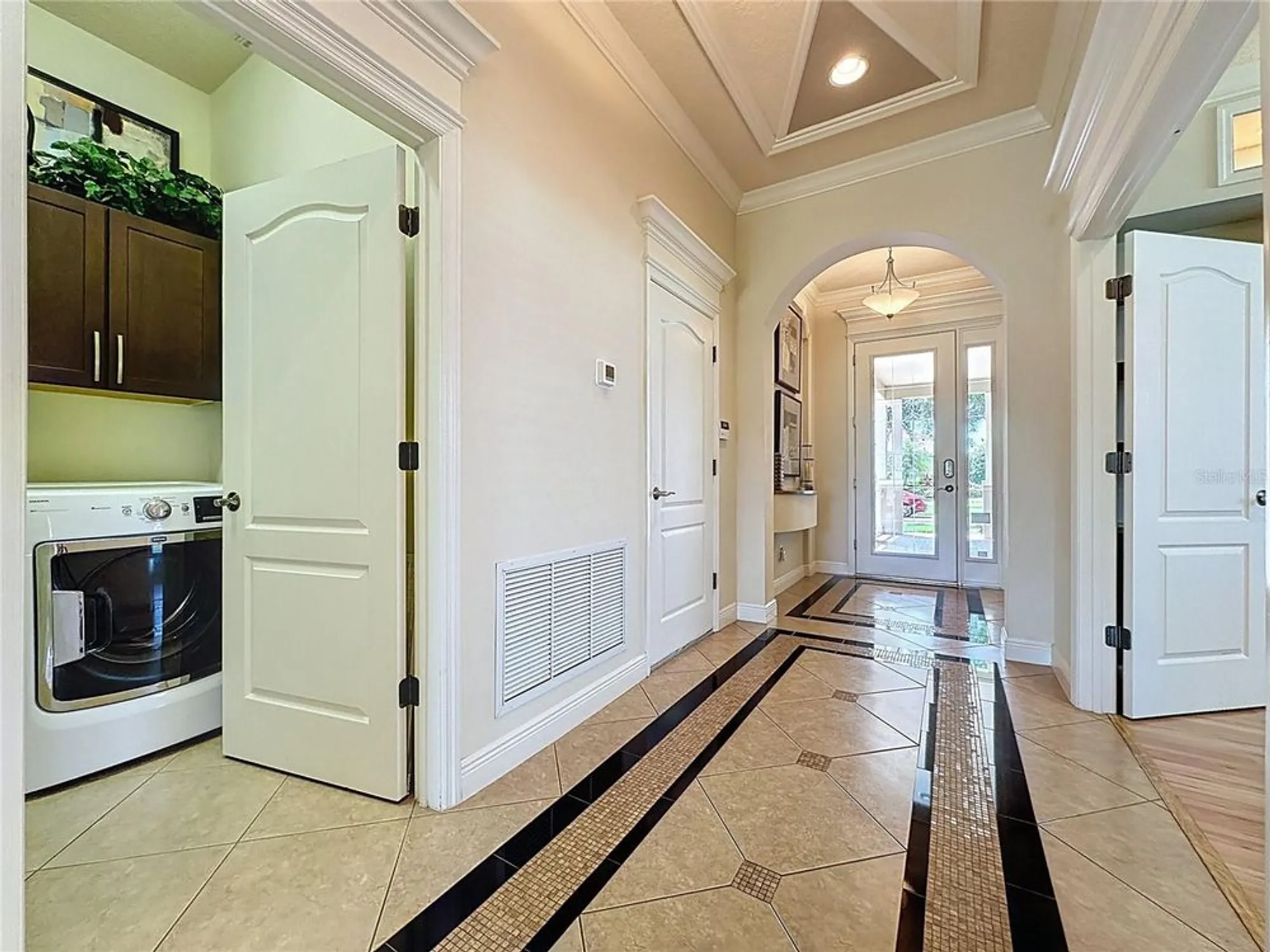 Property Slideshow image 6 of 70 | 243 bayou bend rd, Groveland, FL, 34736