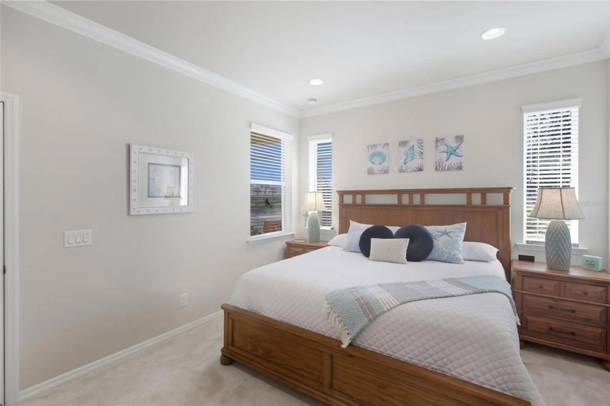 Property Slideshow image 19 of 63 | 6105 granaway ct, Sarasota, FL, 34238