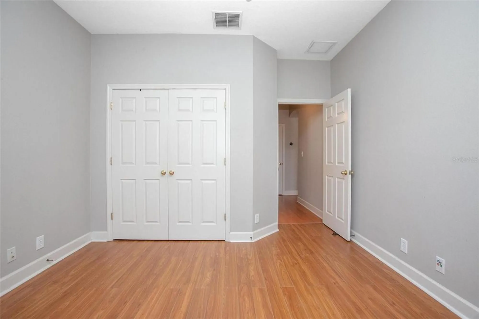 Property Slideshow image 18 of 31 | 215 coleton ln, Deland, FL, 32724