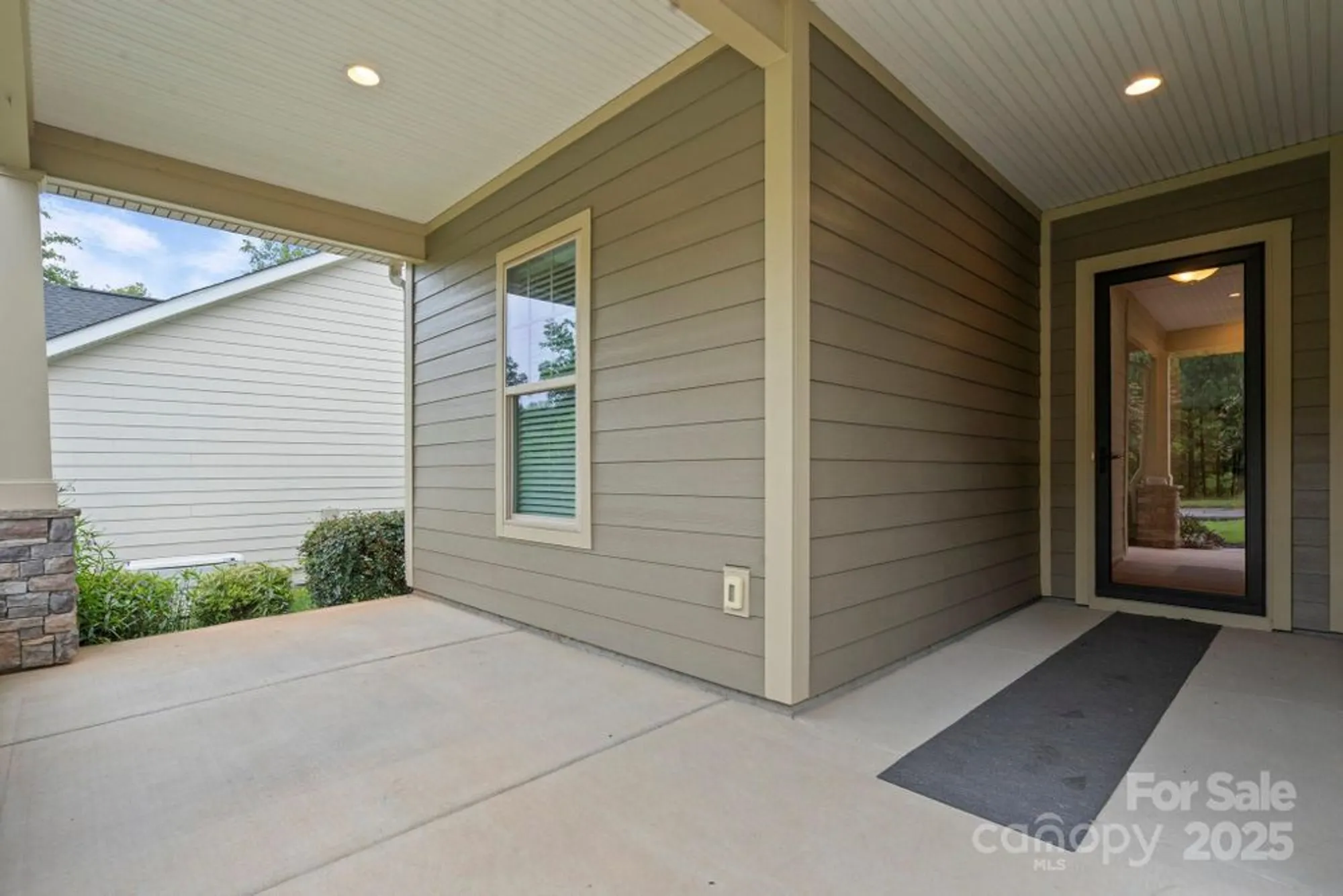 Property Slideshow image 8 of 47 | 6723 shoal creek dr, Denver, NC, 28037