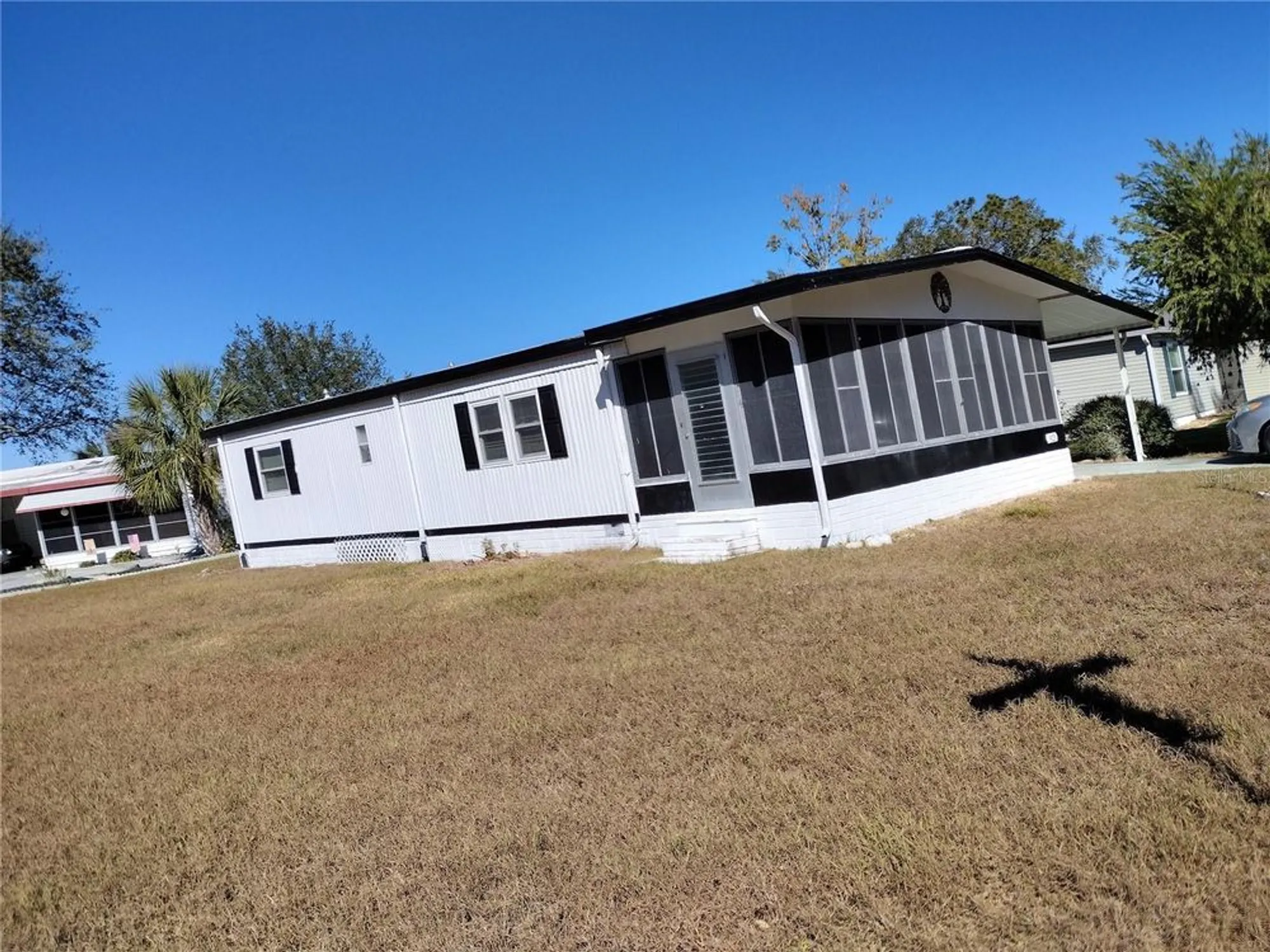 Property Slideshow image 3 of 22 | 925 beechwood ave, Lady Lake, FL, 32159