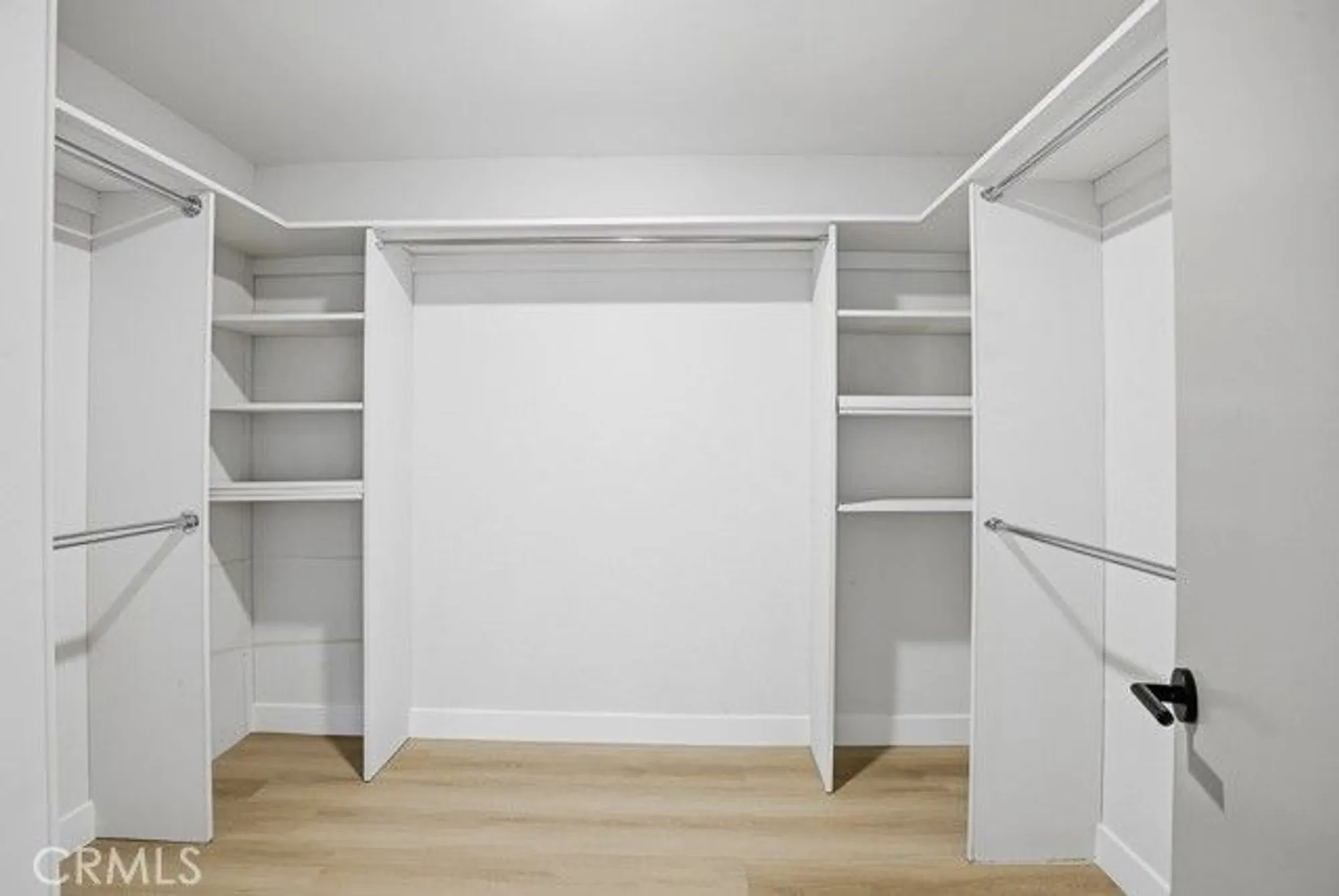 Property Slideshow image 27 of 52 | 1069 belleza st, Camarillo, CA, 93012