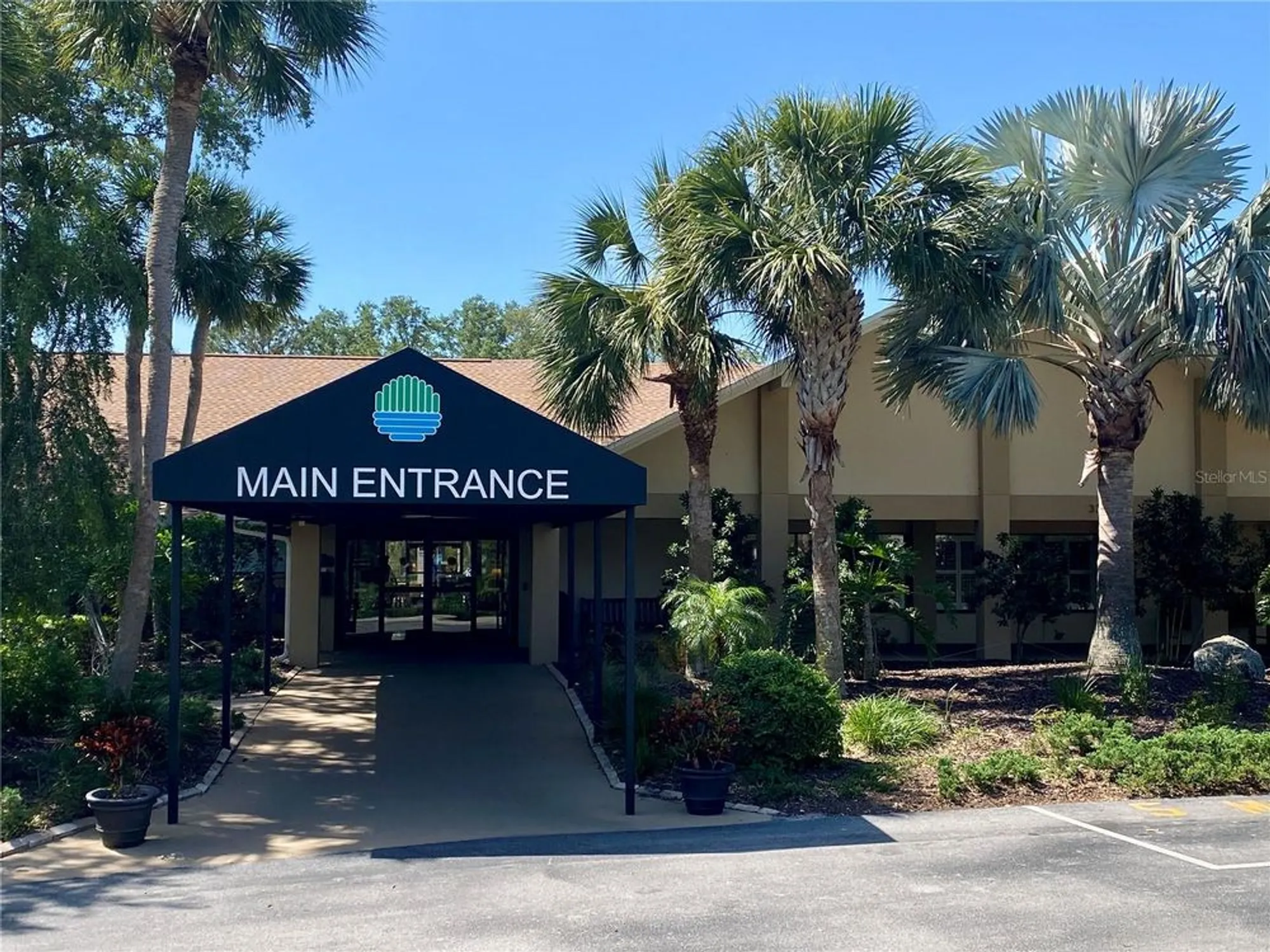 Property Slideshow image 63 of 79 | 3681 ridgemont ct, Palm Harbor, FL, 34684