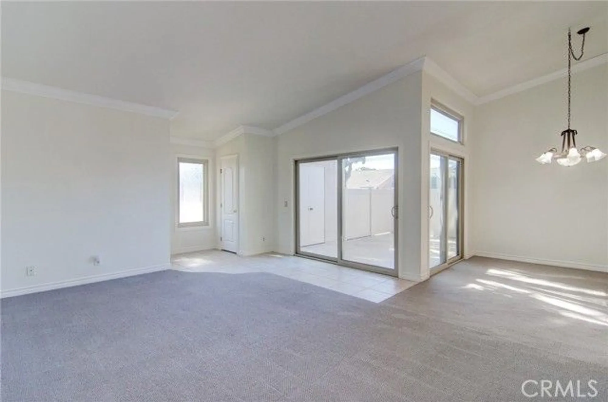 Property Slideshow image 5 of 30 | 8886 plumas cir unit 1124a, Huntington Beach, CA, 92646