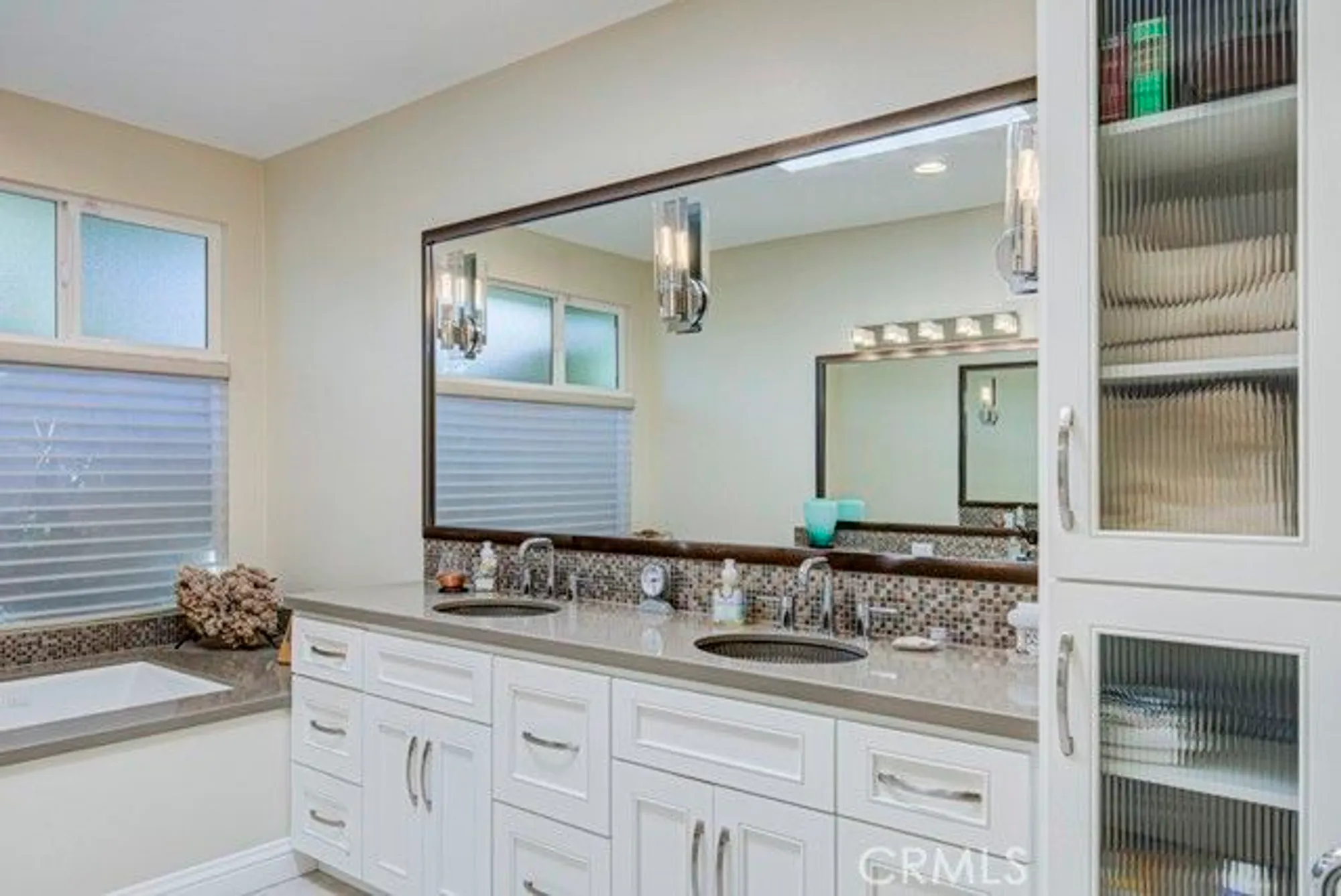Property Slideshow image 19 of 33 | 5582 via dicha b, Laguna Woods, CA, 92637