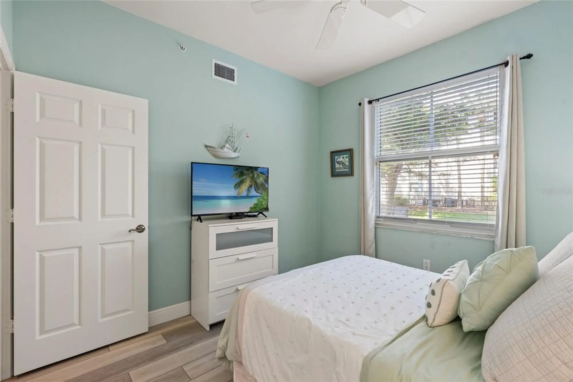 Property Slideshow image 24 of 54 | 2060 matecumbe key rd unit 2106, Punta Gorda, FL, 33955