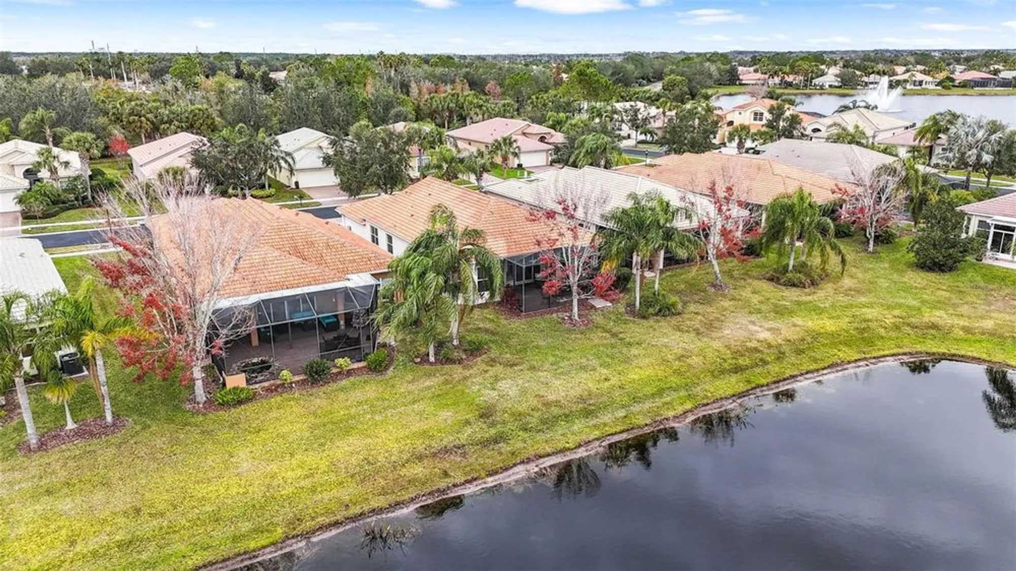 Property Slideshow image 33 of 38 | 16051 golden lakes dr, Wimauma, FL, 33598