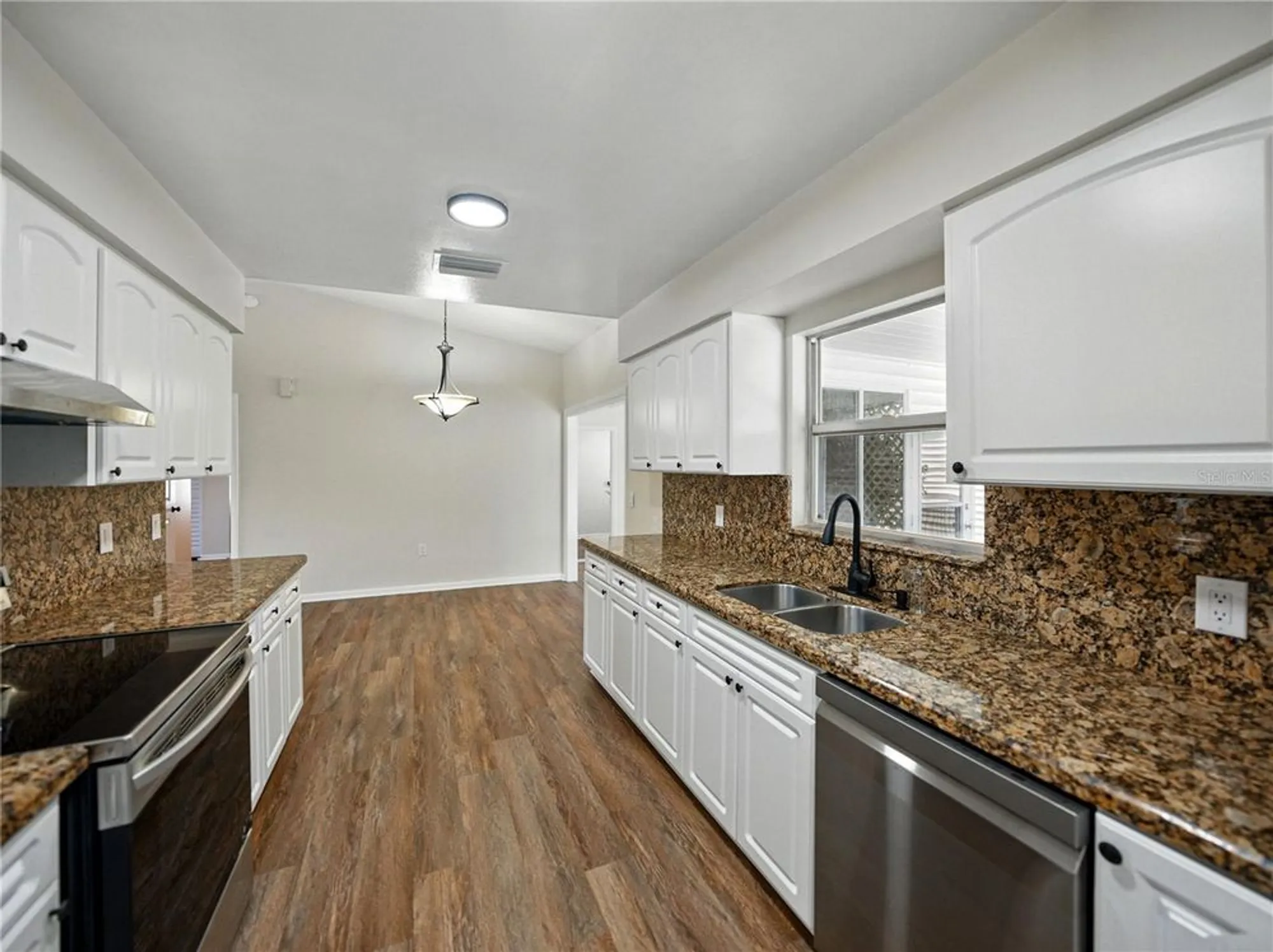 Property Slideshow image 9 of 55 | 4965 goldenview ln, Lakeland, FL, 33811