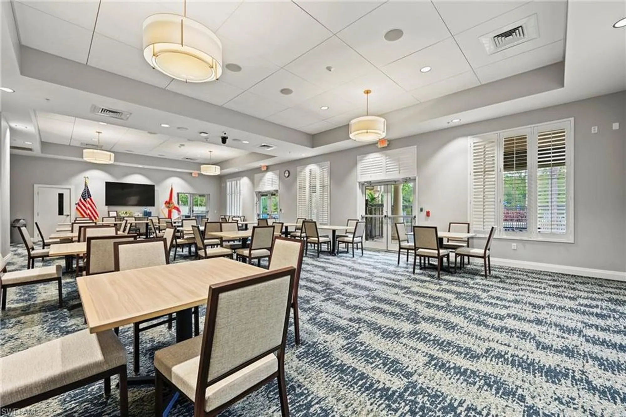 Property Slideshow image 32 of 35 | 10231 glastonbury cir 101, Fort Myers, FL, 33913