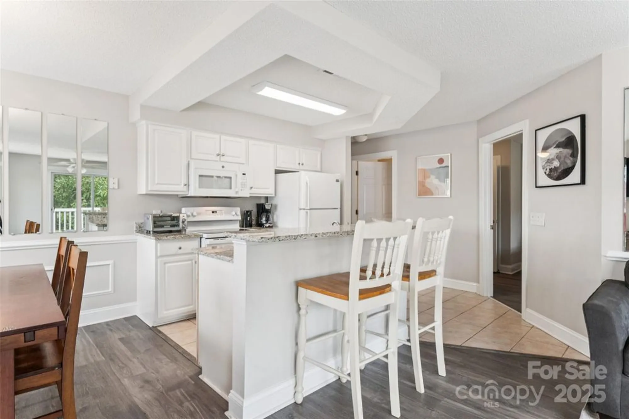 Property Slideshow image 5 of 15 | 330 s middleton dr 1709, Calabash, NC, 28467