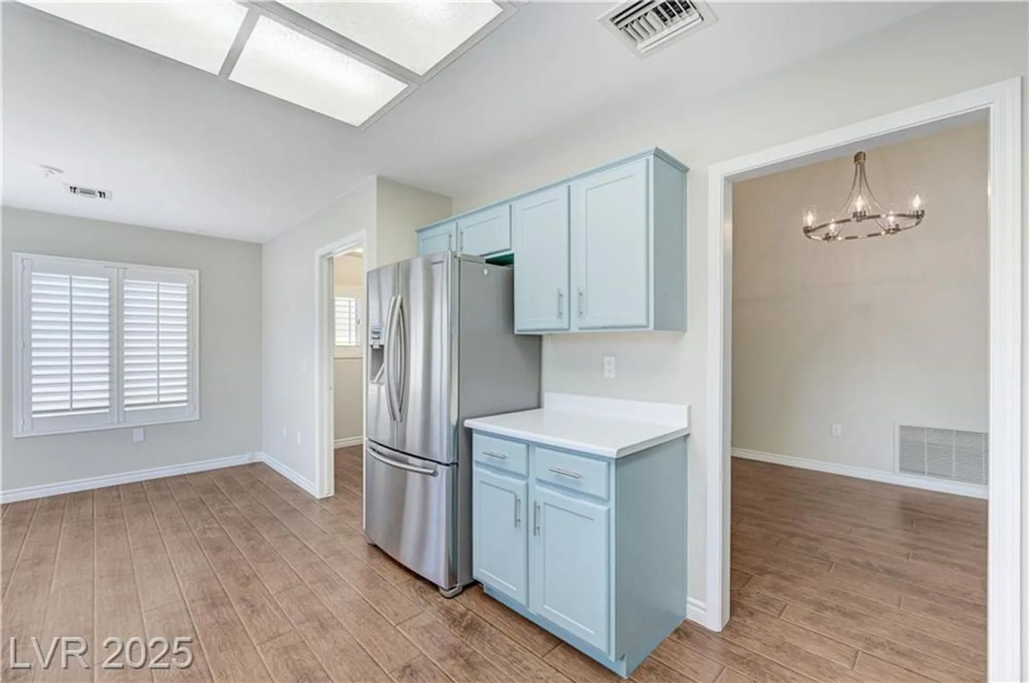 Property Slideshow image 8 of 24 | 8737 smokey dr, Las Vegas, NV, 89134