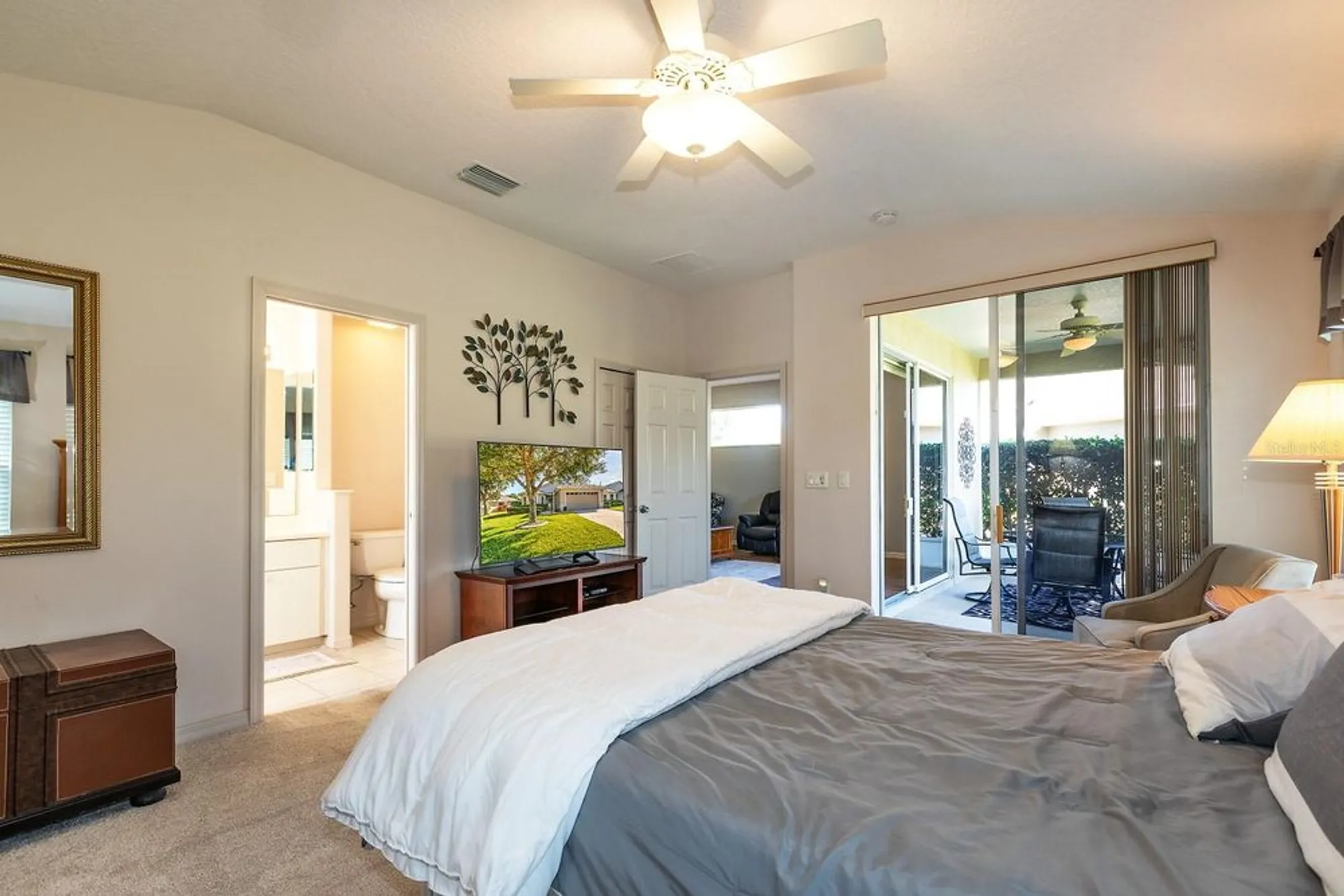 Property Slideshow image 11 of 20 | 5543 aurora dr, Leesburg, FL, 34748