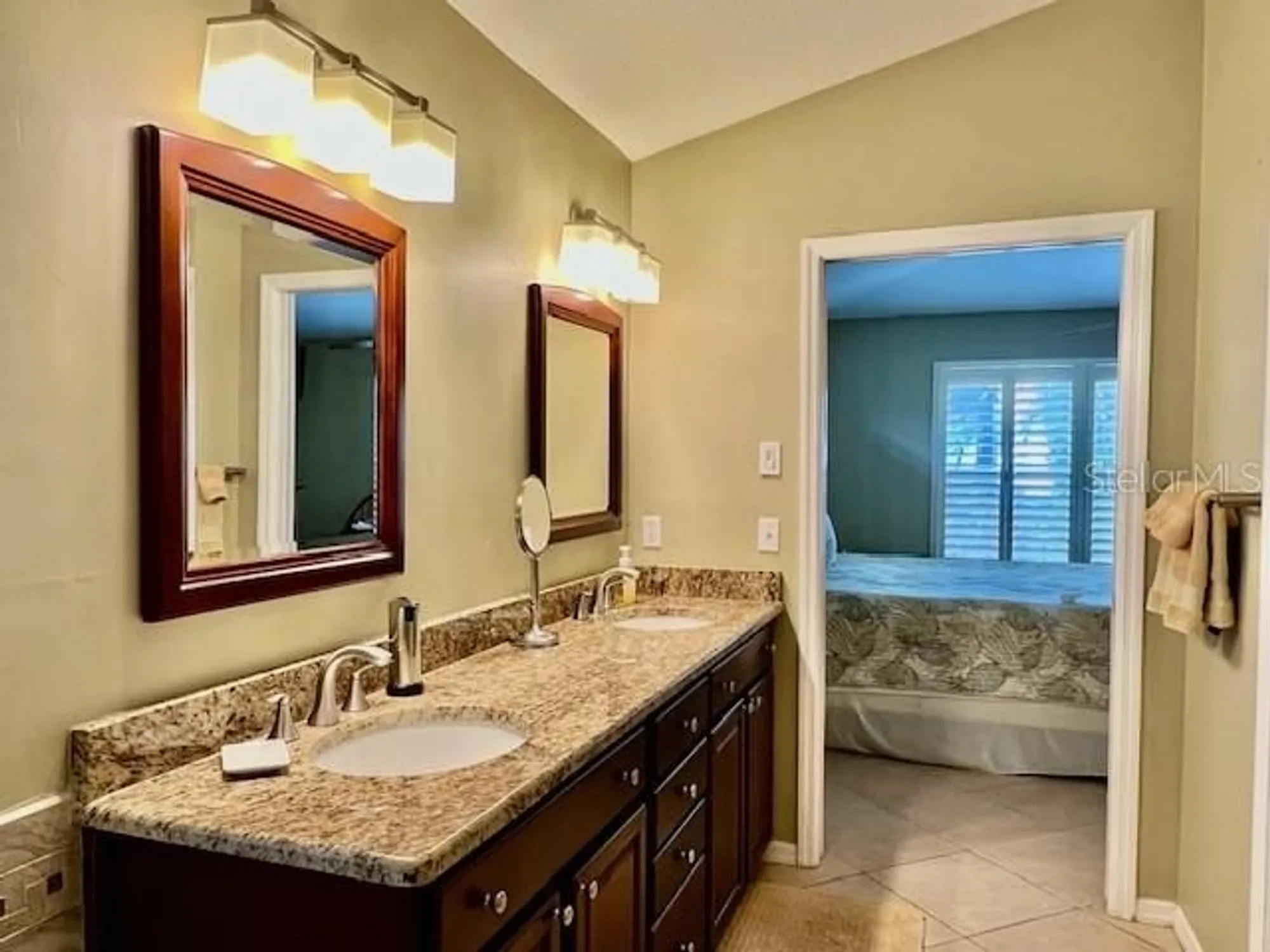 Property Slideshow image 26 of 62 | 3893 cape cole blvd, Punta Gorda, FL, 33955