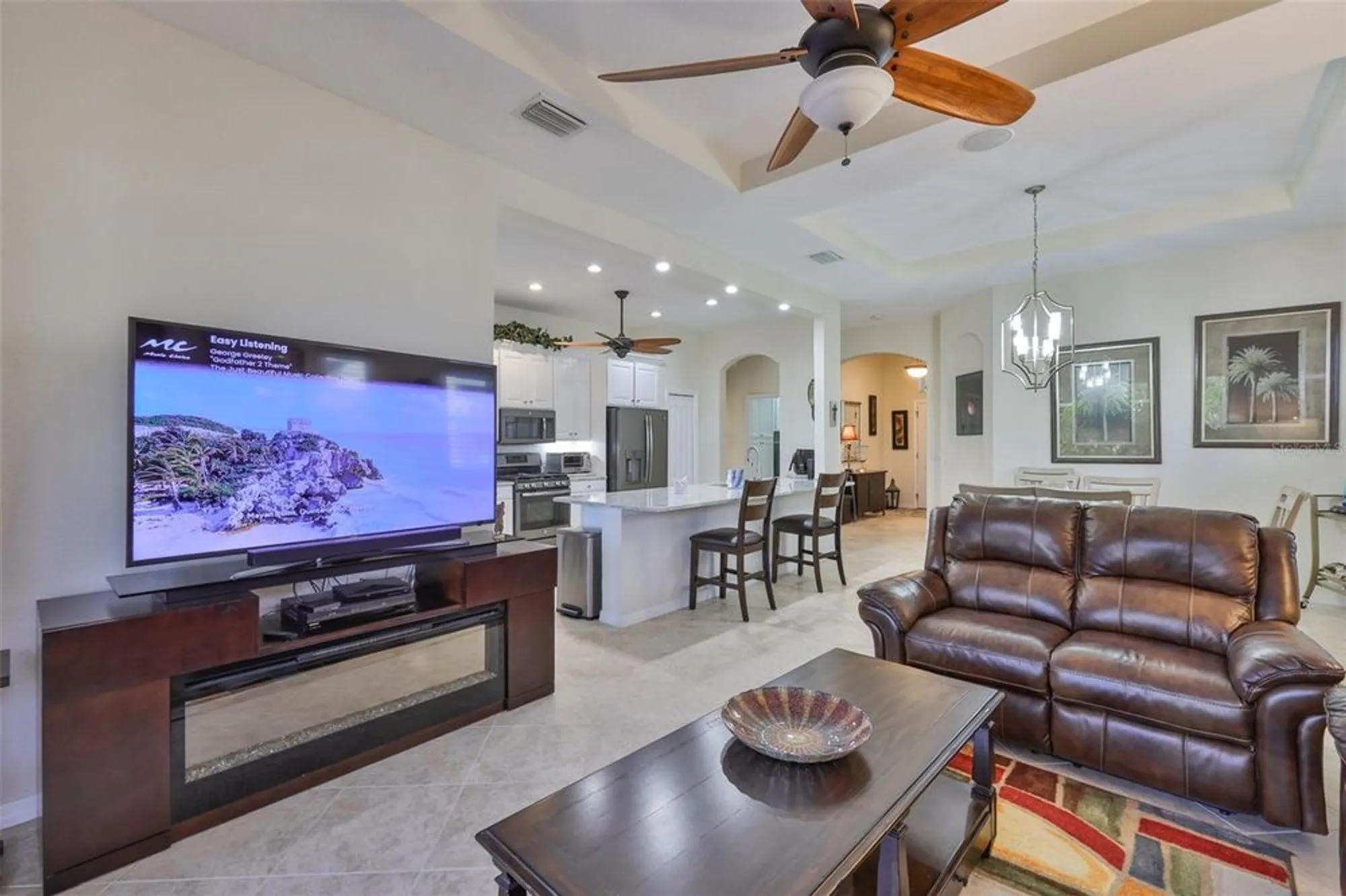Property Slideshow image 4 of 38 | 818 king leon way, Sun City Center, FL, 33573