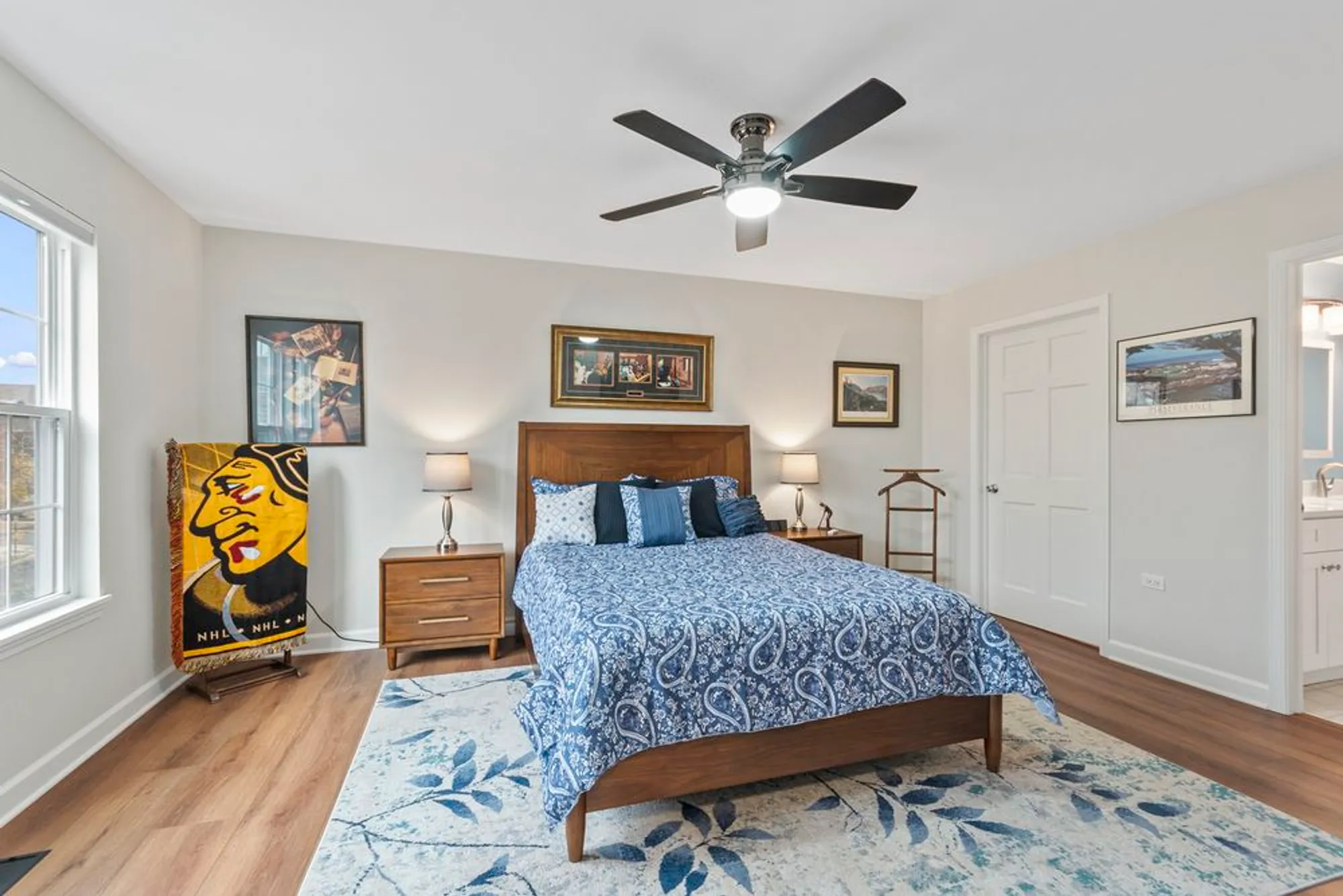 Property Slideshow image 23 of 31 | 631 belmont ln, Carol Stream, IL, 60188