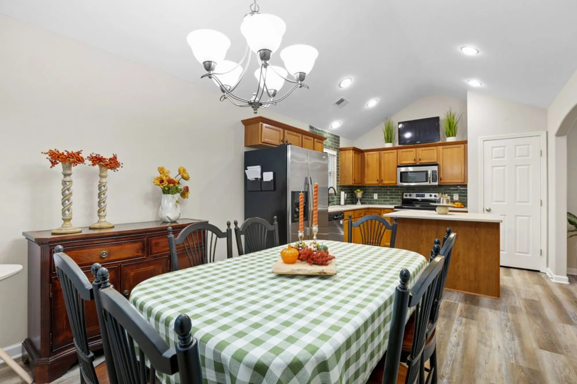 Property Slideshow image 25 of 27 | 1465 woodside dr, Lebanon, TN, 37087