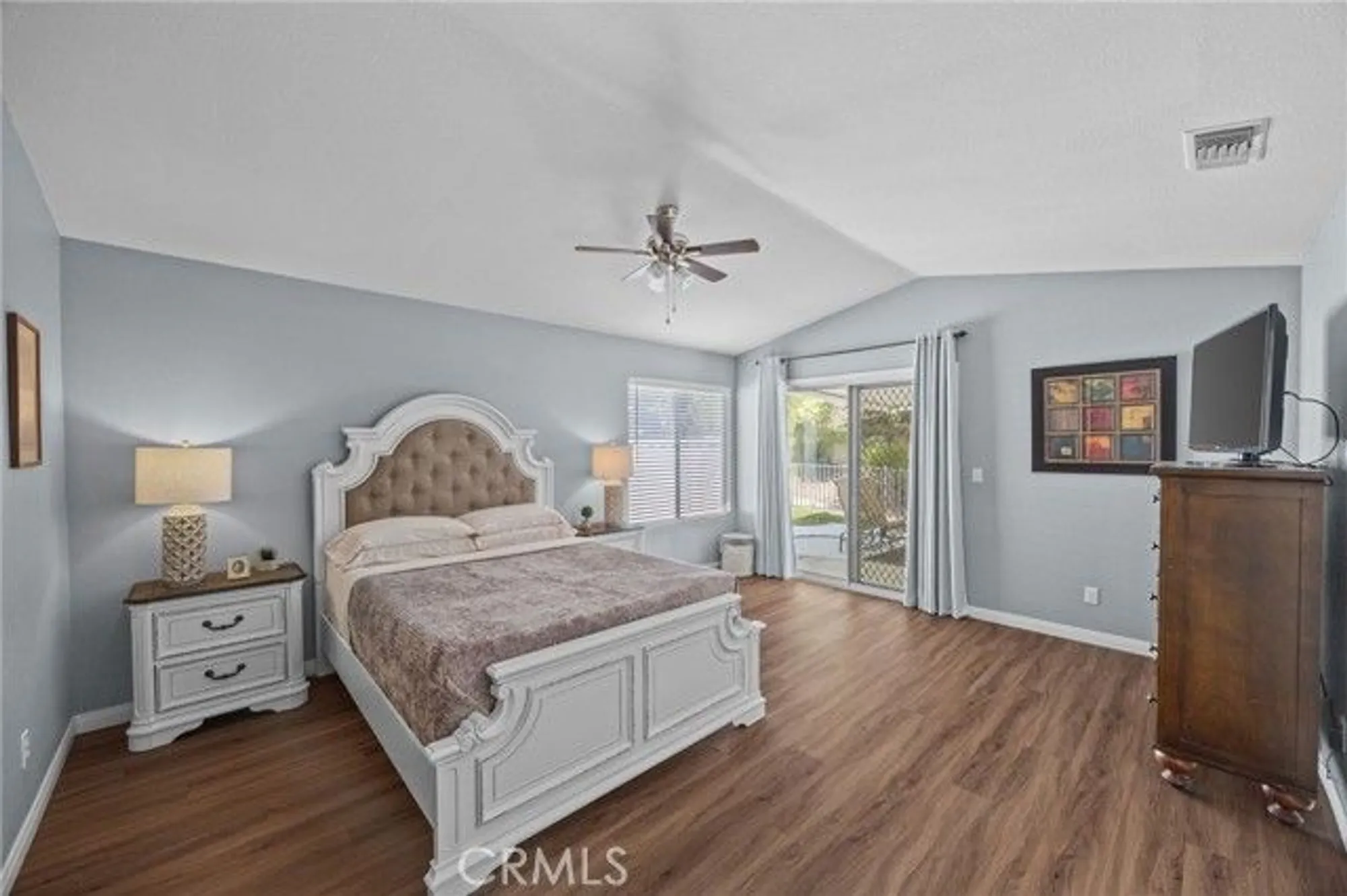 Property Slideshow image 16 of 44 | 40430 via francisco, Murrieta, CA, 92562