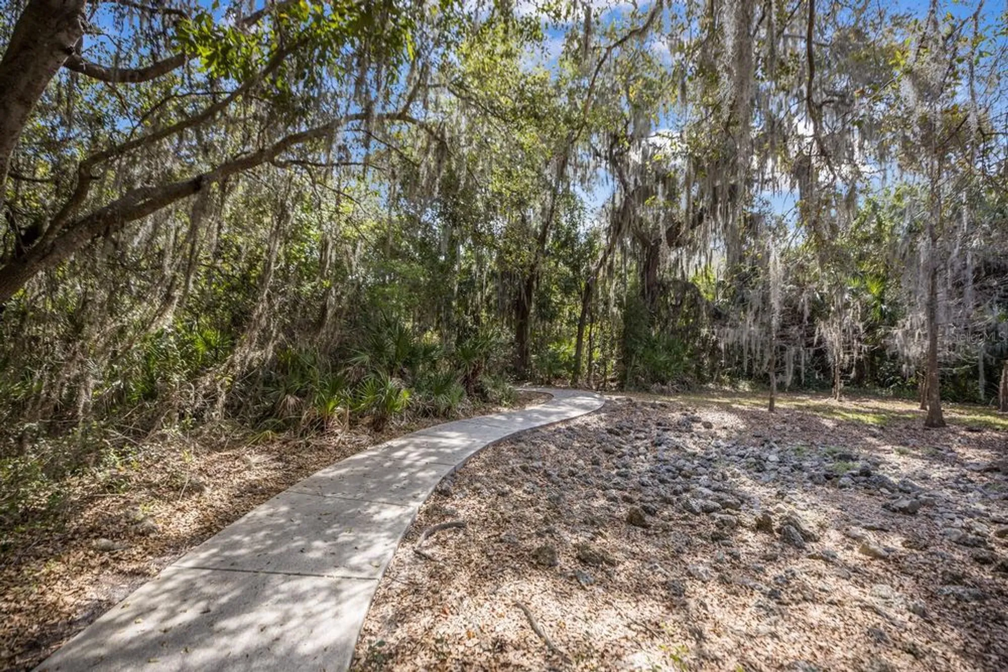 Property Slideshow image 37 of 50 | 5508 gardens dr, Sarasota, FL, 34243