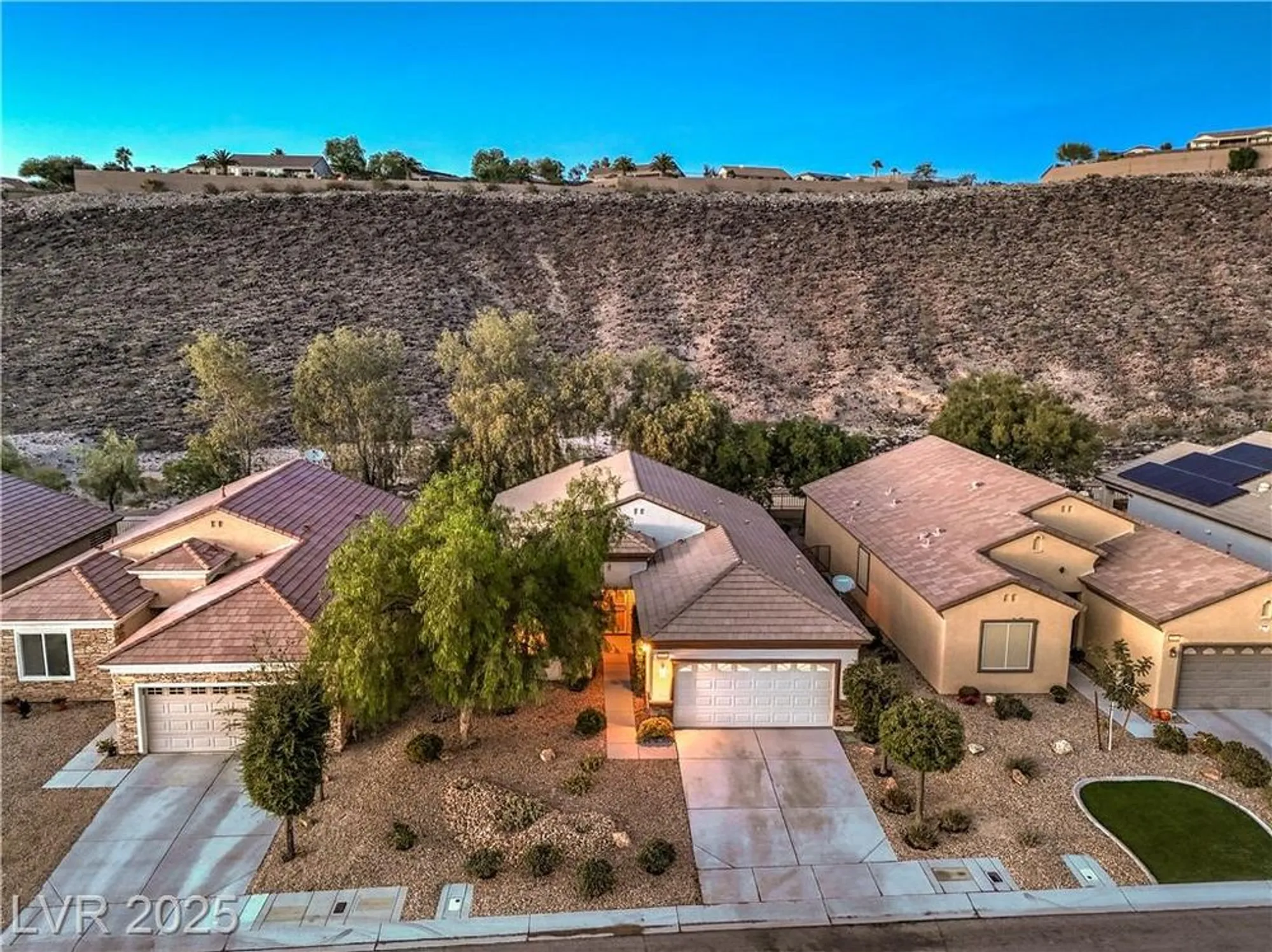 Property Slideshow image 11 of 42 | 2314 jada dr, Henderson, NV, 89044