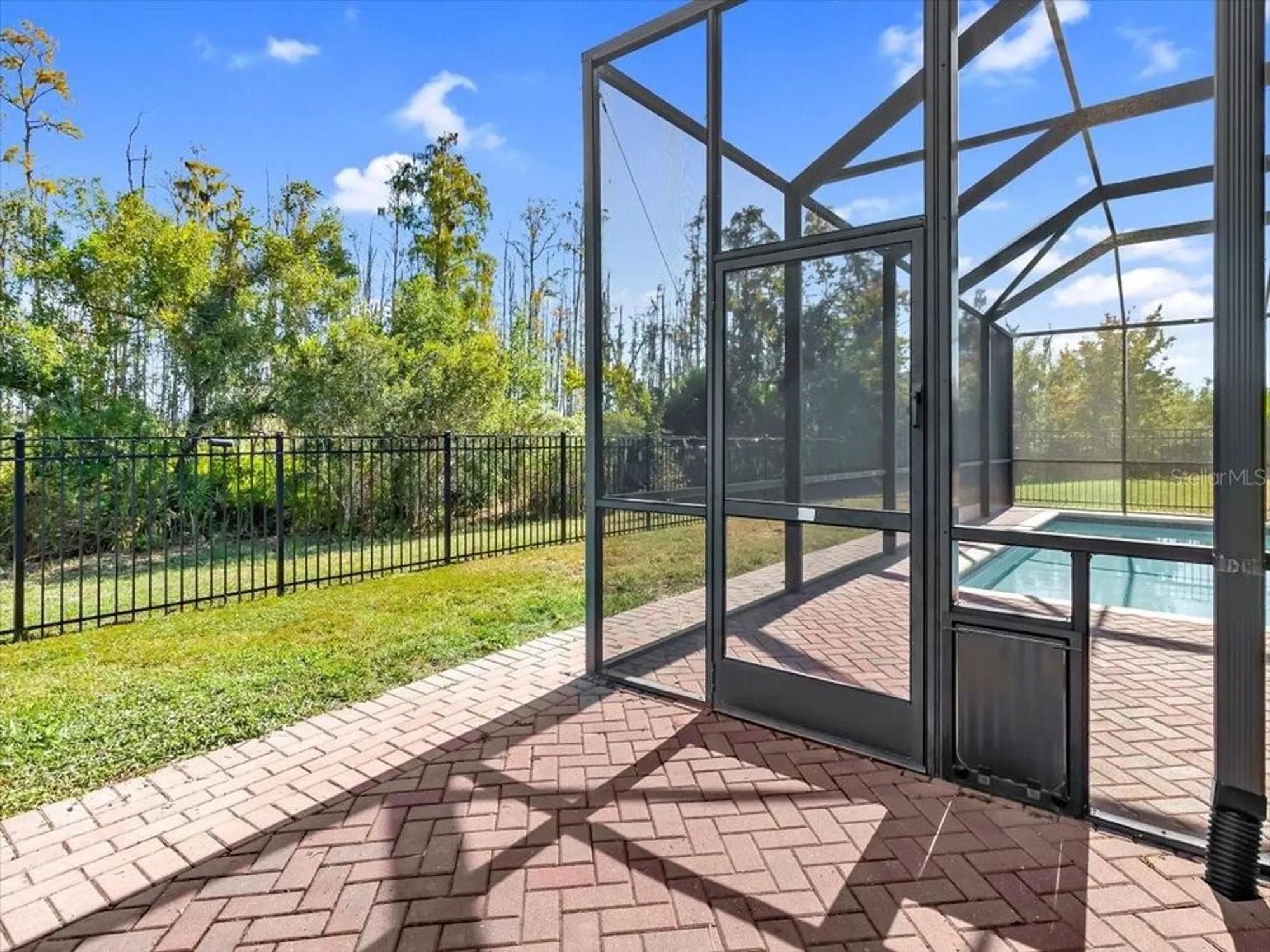 Property Slideshow image 56 of 76 | 16308 garnet glen pl, Wimauma, FL, 33598