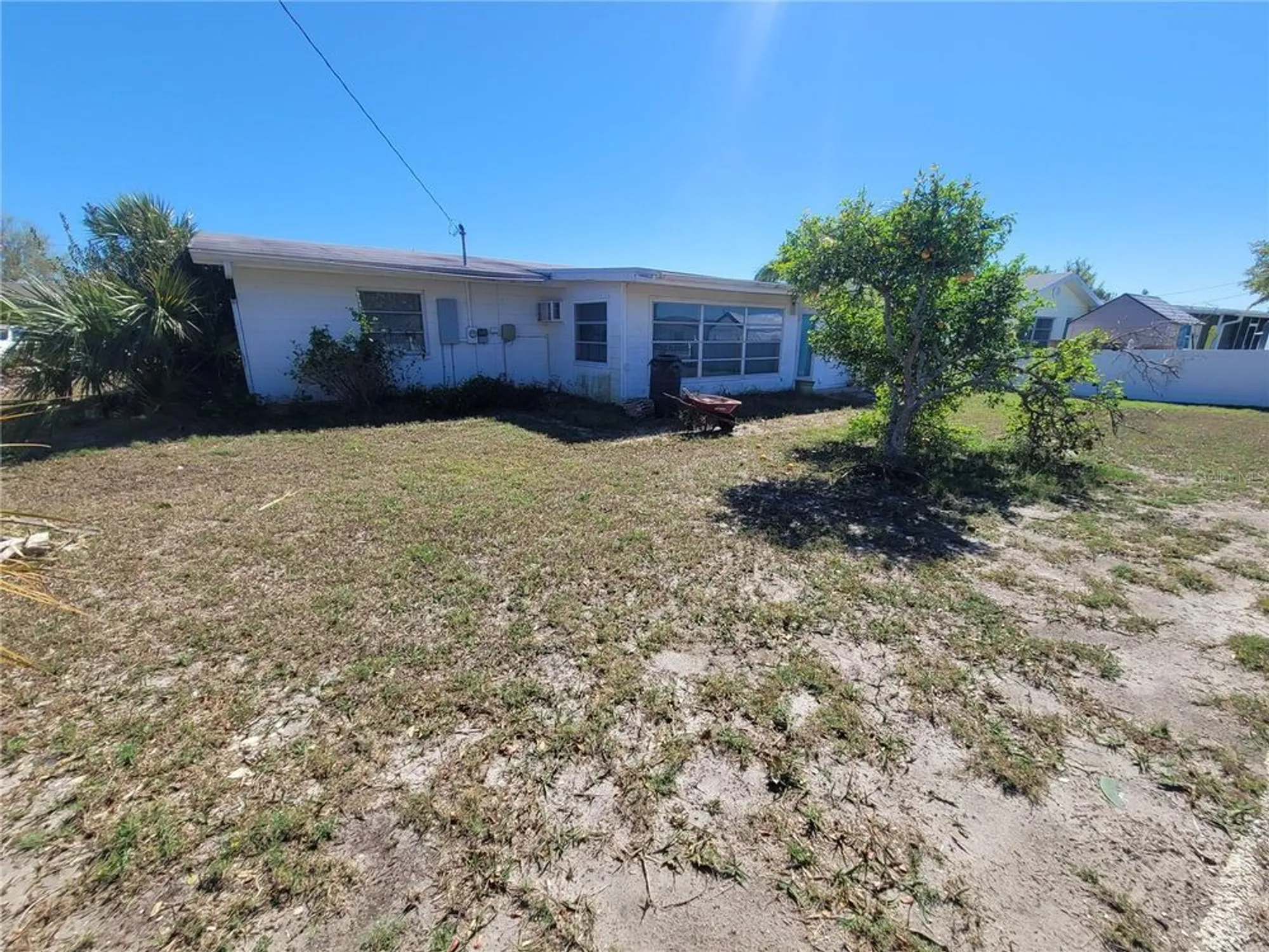 Property Slideshow image 43 of 44 | 823 la jolla ave, Sun City Center, FL, 33573