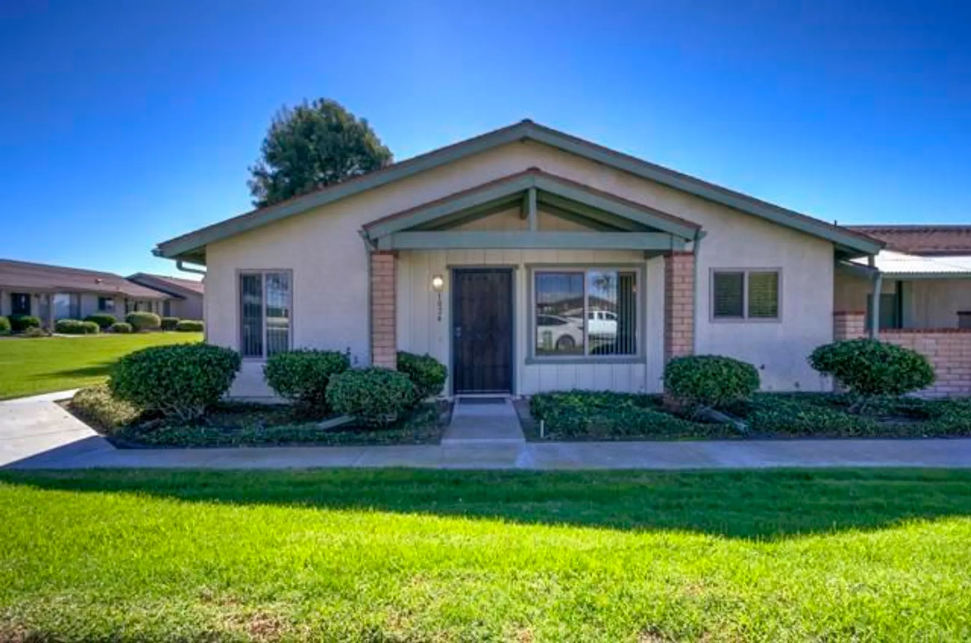 Property Slideshow image 2 of 30 | 1024 eider way, Oceanside, CA, 92057