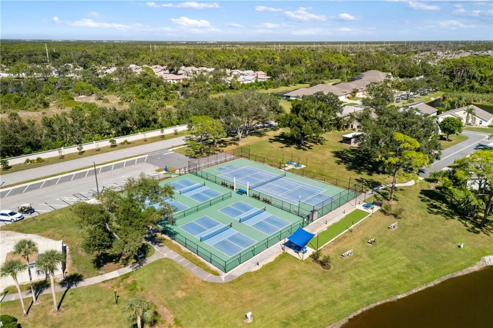 Property Slideshow image 11 of 48 | 428 cypress forest dr, Englewood, FL, 34223