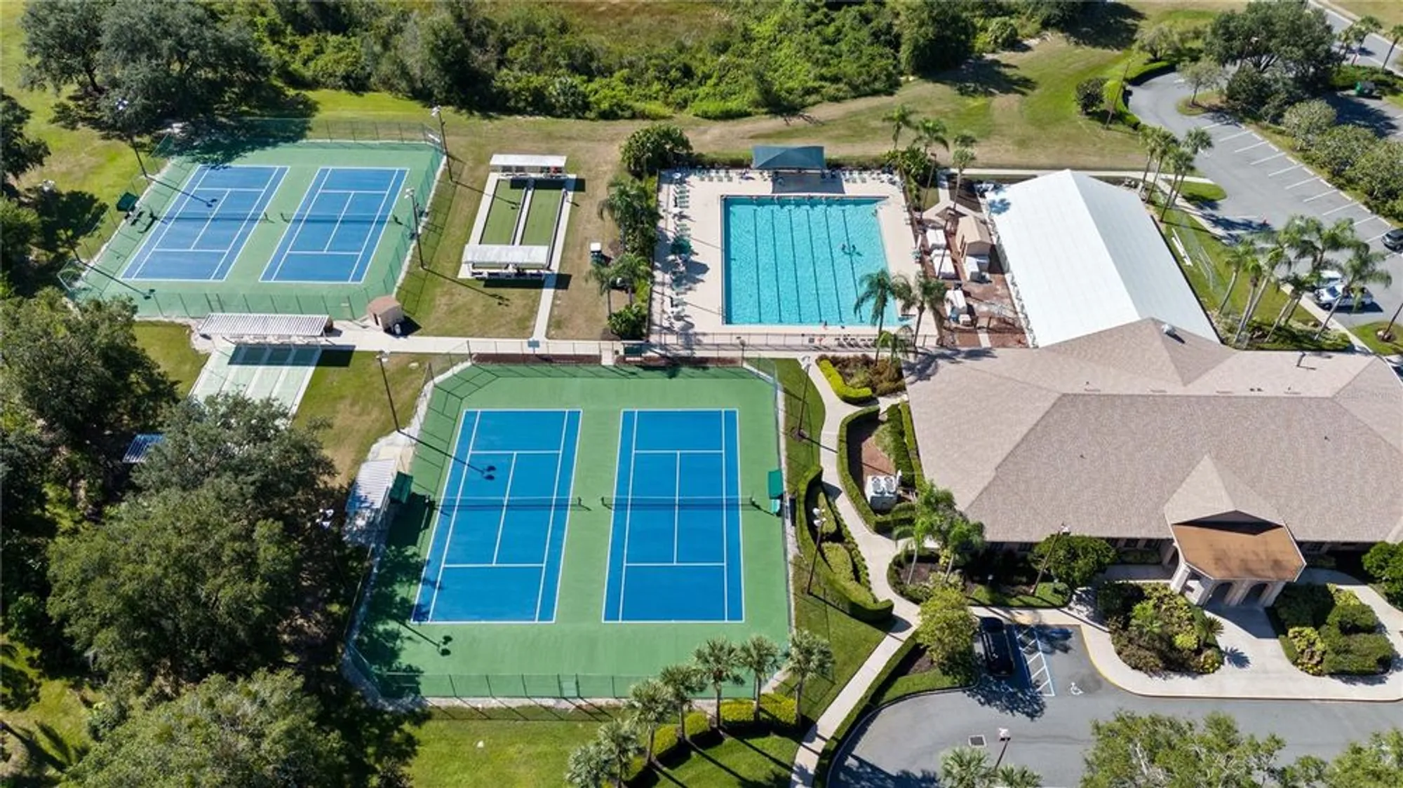 Property Slideshow image 58 of 77 | 20505 queen alexandra dr, Leesburg, FL, 34748