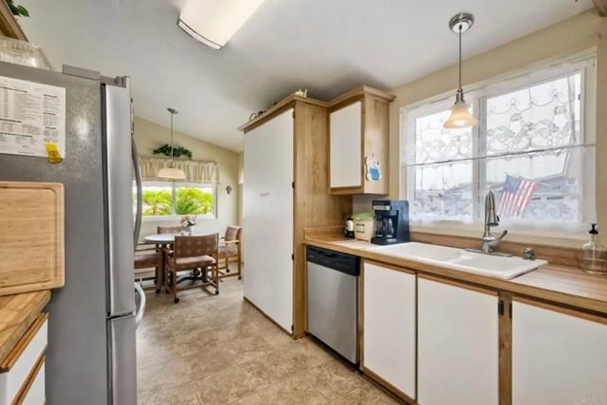 Property Slideshow image 13 of 36 | 1477 salem ct, Oceanside, CA, 92057