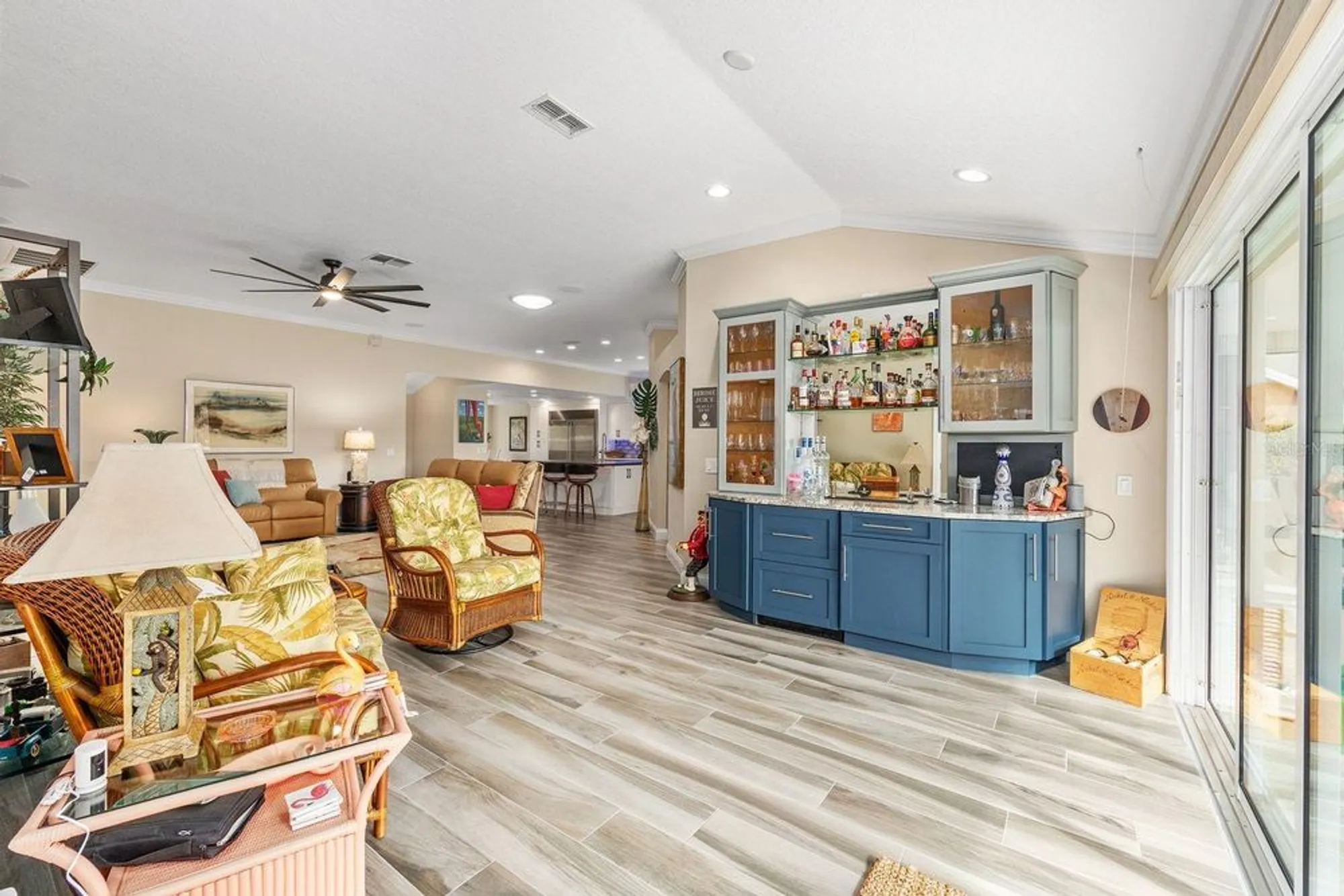 Property Slideshow image 14 of 38 | 917 ramos dr, The Villages, FL, 32159