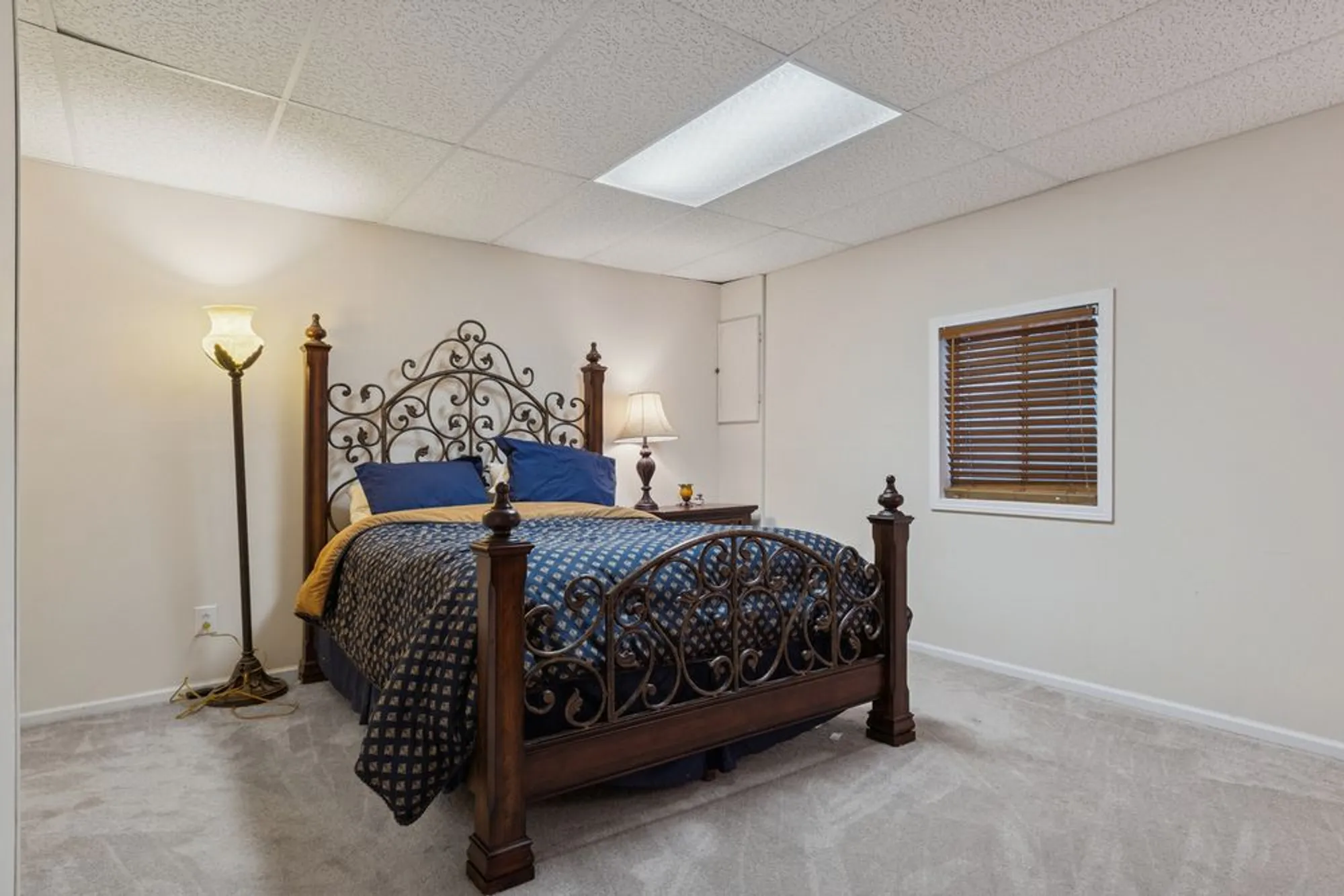 Property Slideshow image 16 of 25 | 21409 w douglas ln, Plainfield, IL, 60544