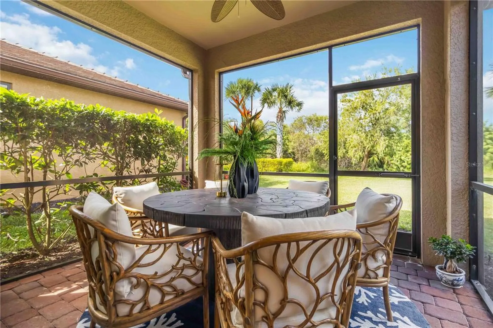 Property Slideshow image 16 of 31 | 5942 caspian tern dr, Sarasota, FL, 34238