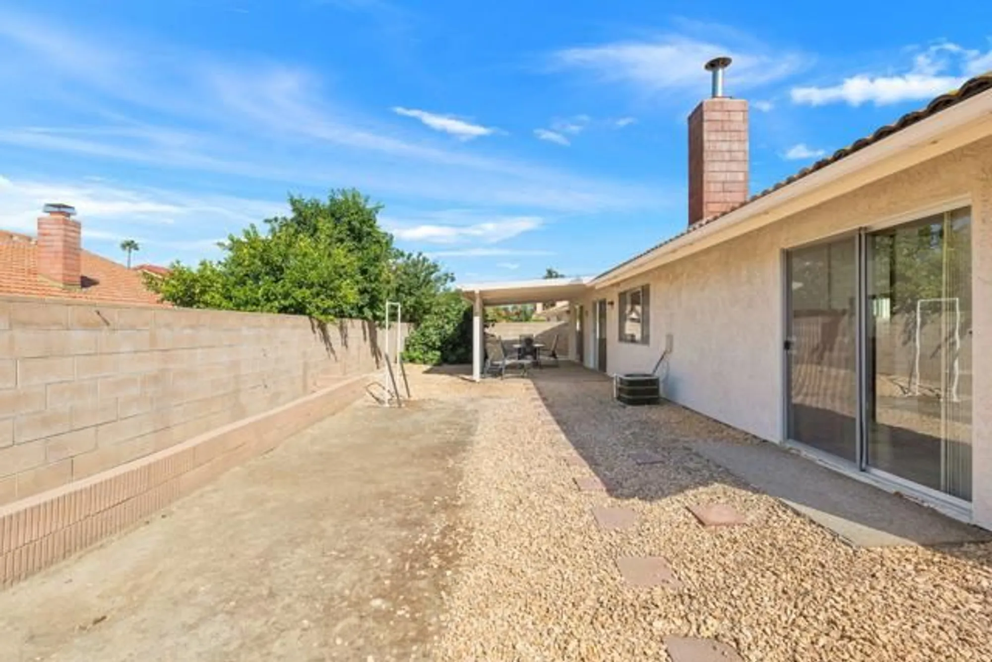 Property Slideshow image 32 of 41 | 2050 silver oak way, Hemet, CA, 92545
