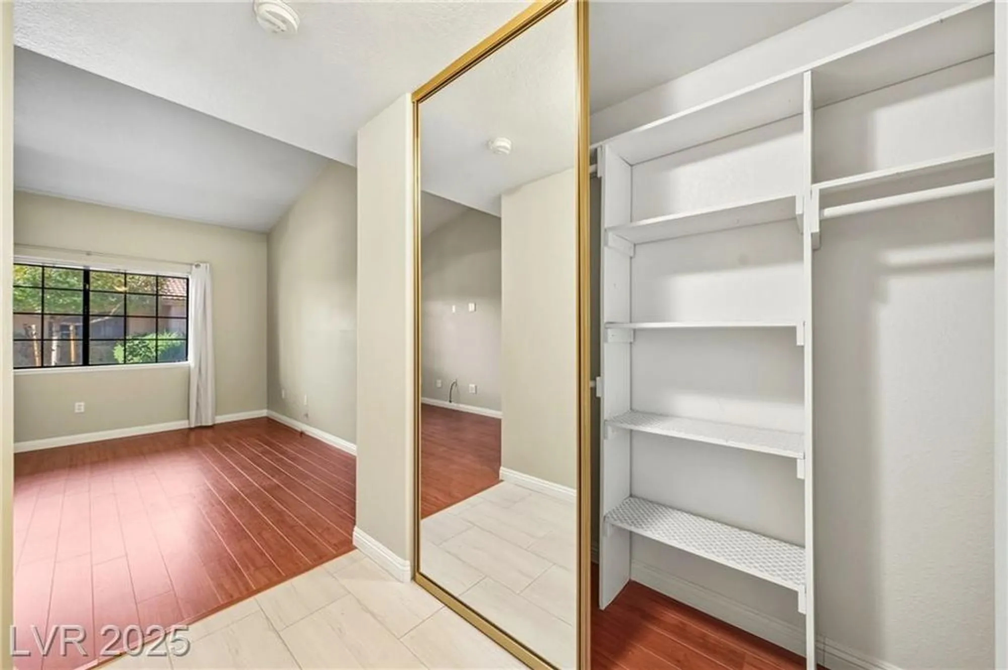 Property Slideshow image 17 of 28 | 2851 s valley view blvd 1039, Las Vegas, NV, 89102