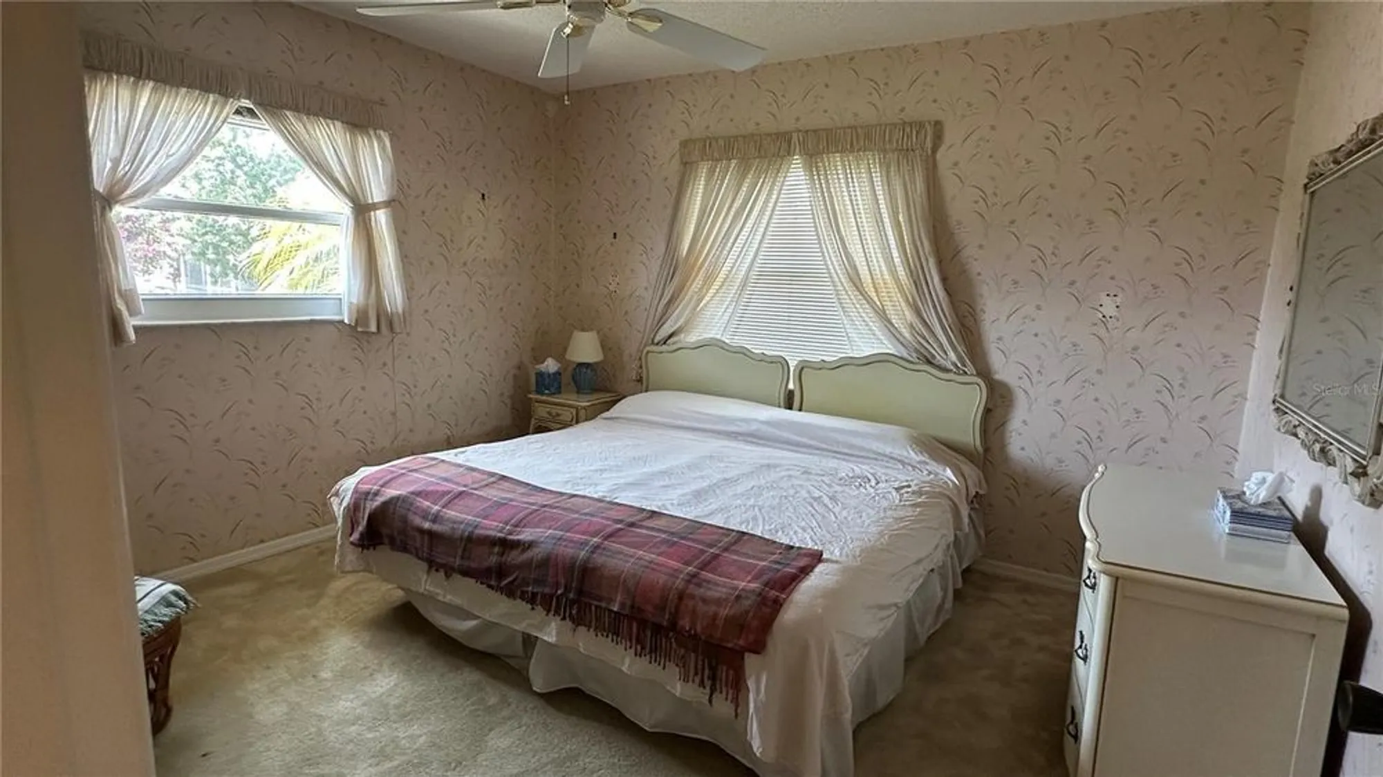 Property Slideshow image 10 of 20 | 205 strongbow ct, Sun City Center, FL, 33573