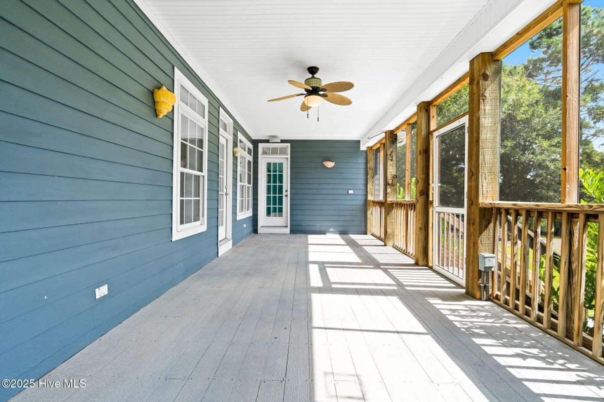 Property Slideshow image 30 of 77 | 4405 bluffan ct, Southport, NC, 28461