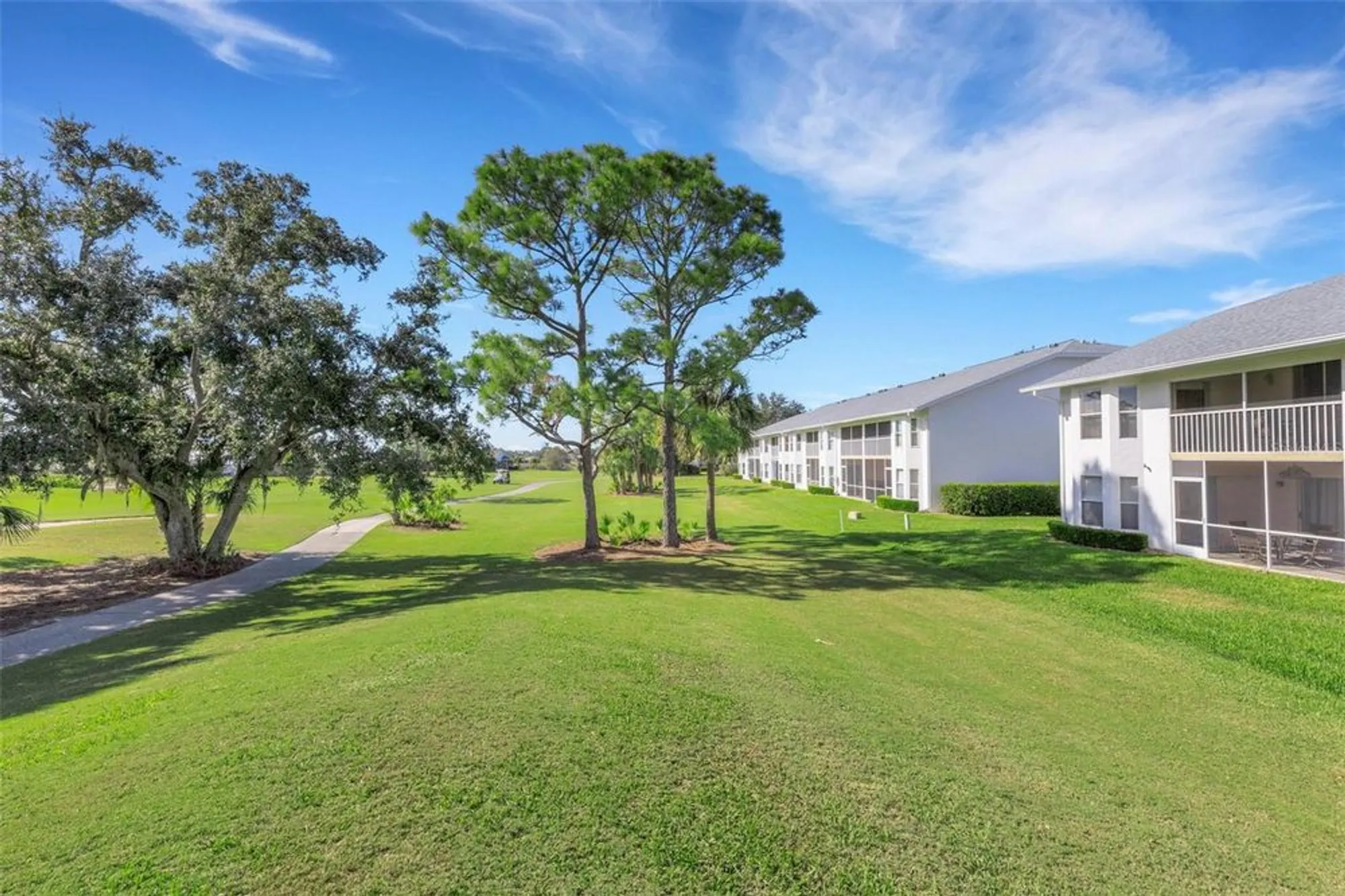 Property Slideshow image 41 of 58 | 6908 drewrys blf 712, Bradenton, FL, 34203
