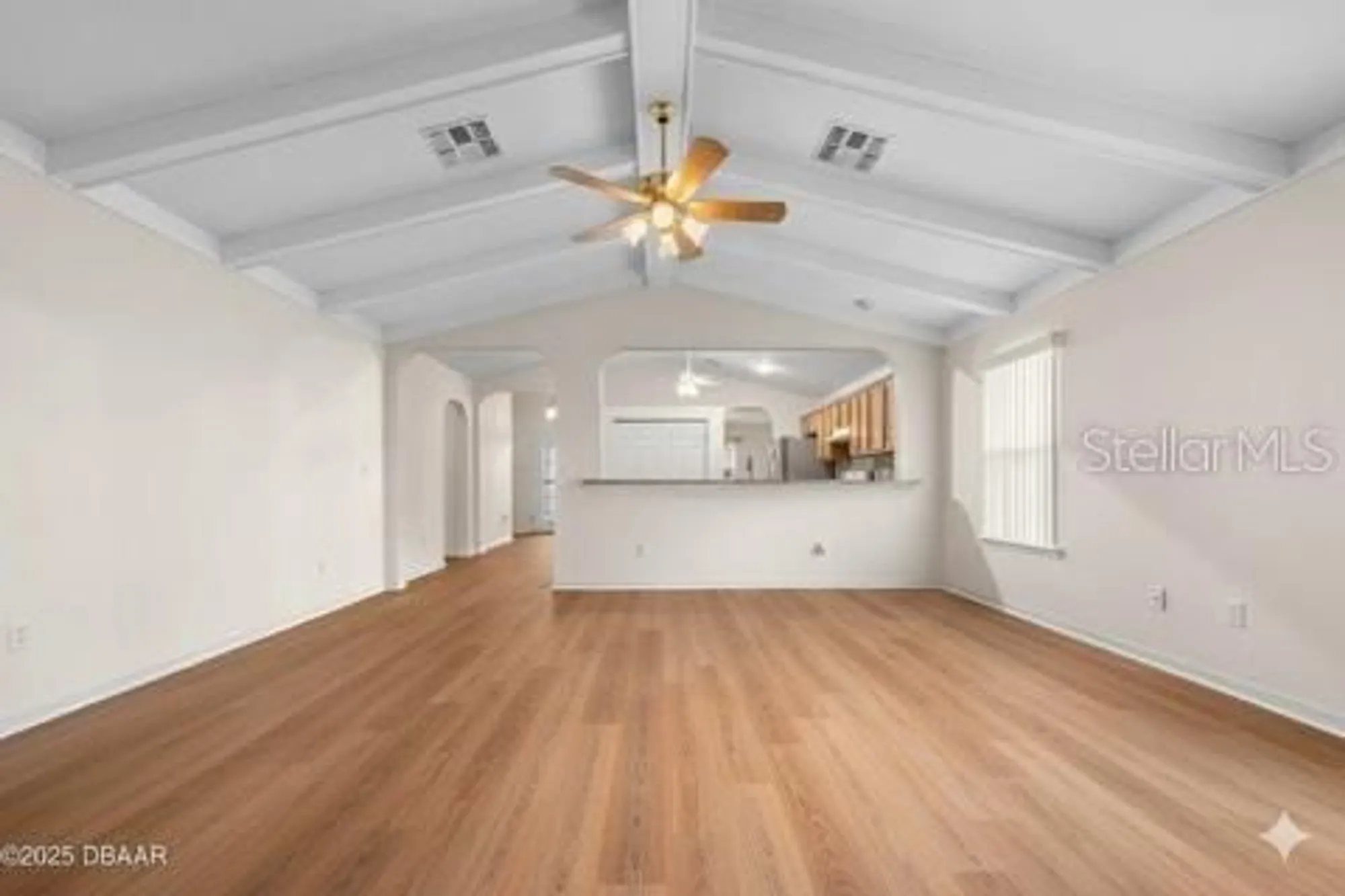 Property Slideshow image 5 of 49 | 11094 se 173rd ln, Summerfield, FL, 34491