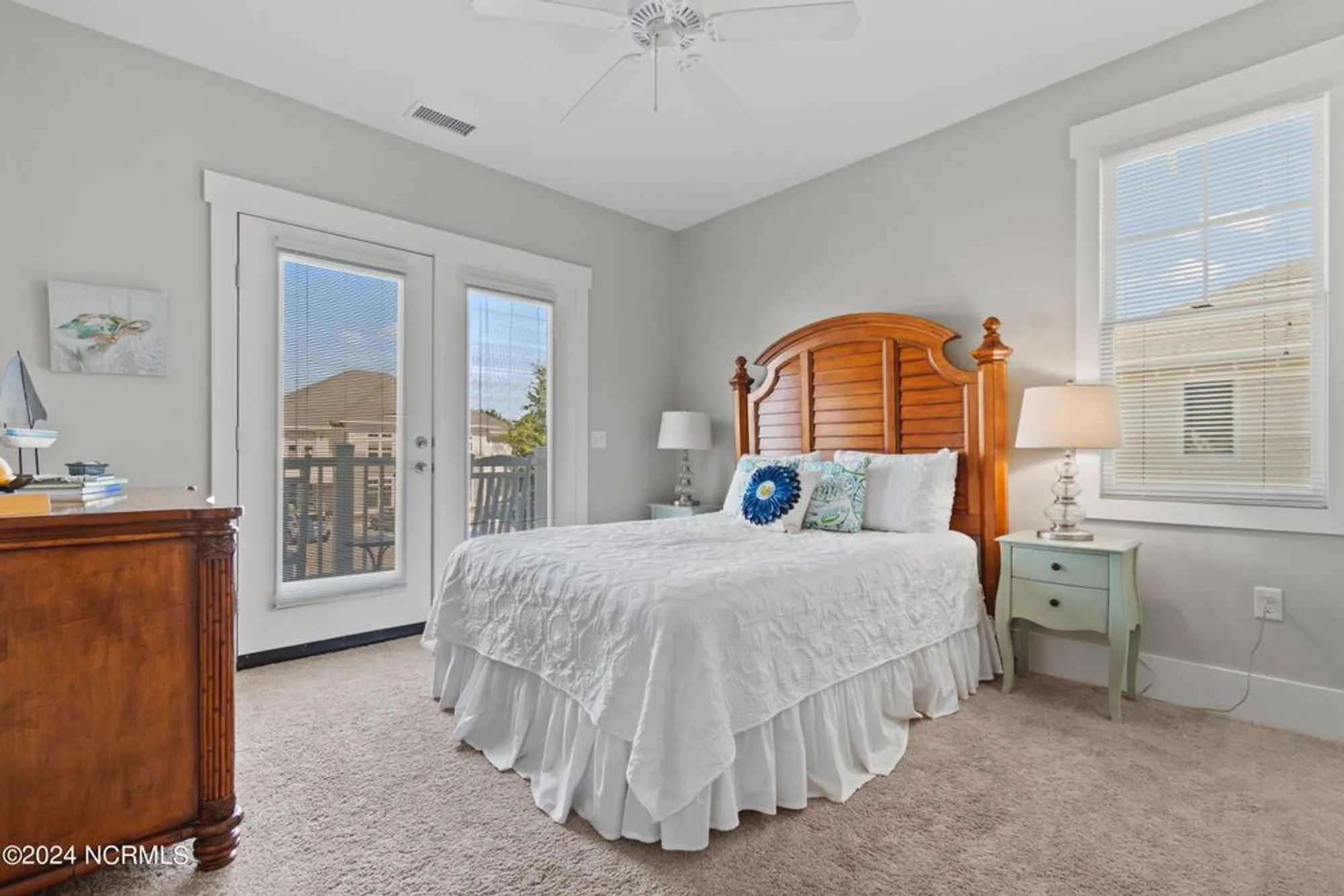 Property Slideshow image 24 of 61 | 2537 st james dr apt 303, Southport, NC, 28461